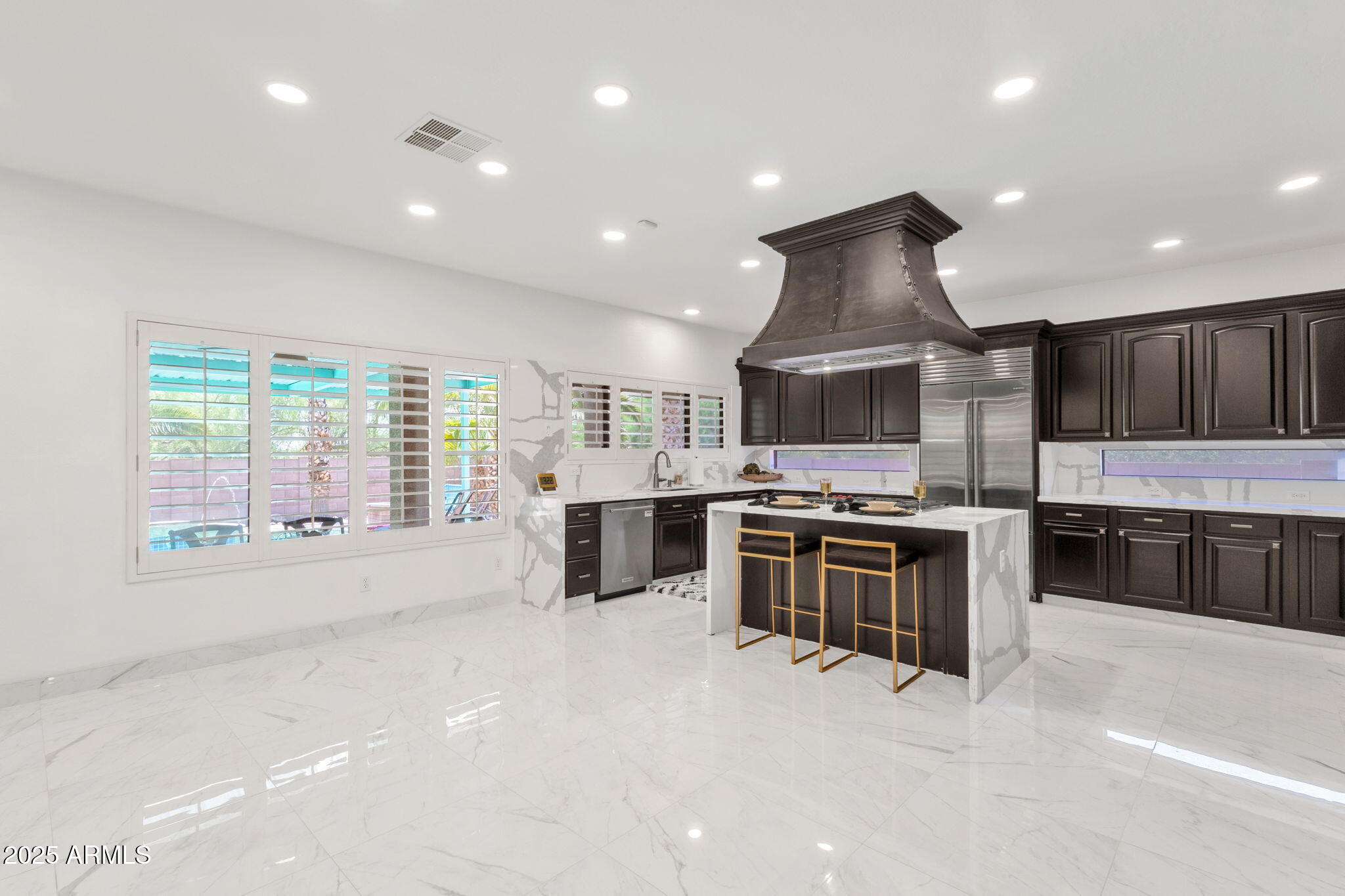Cave Creek, Arizona, 85331, United States, 5 Bedrooms Bedrooms, ,4 BathroomsBathrooms,Residential,Active,1914836