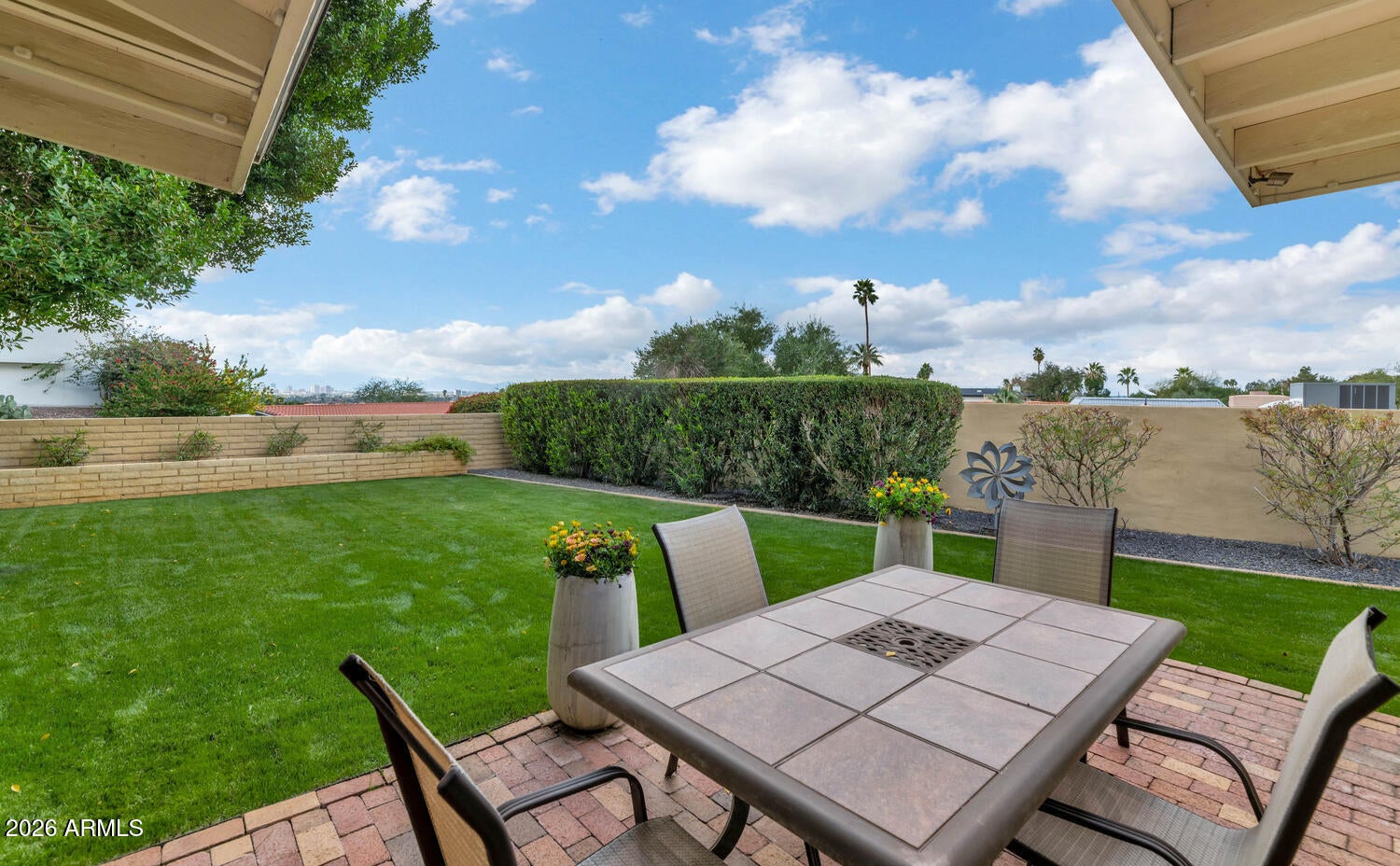 Phoenix, Arizona, 85020, United States, 2 Bedrooms Bedrooms, ,2 BathroomsBathrooms,Residential,Active,2012213