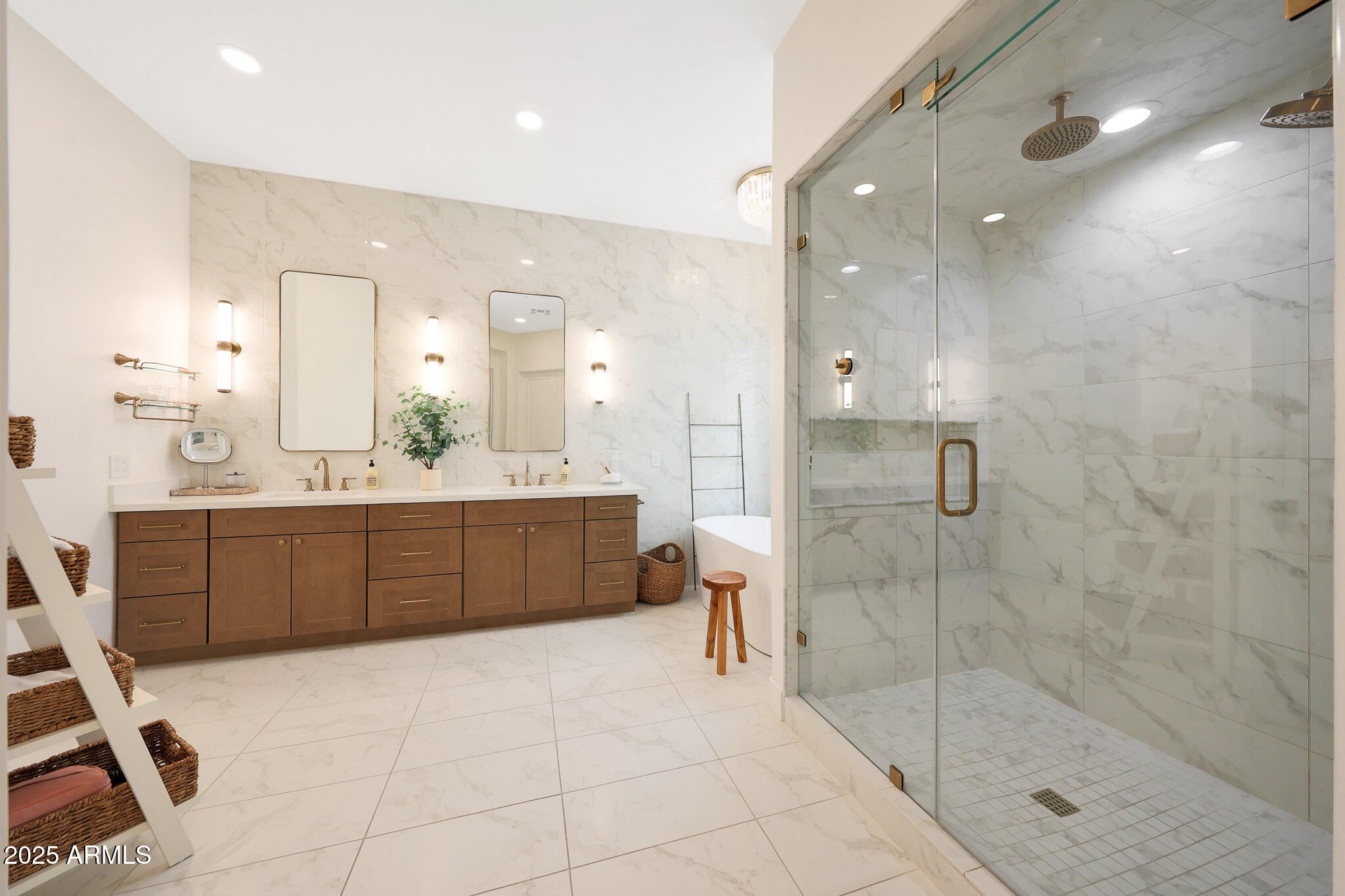 Scottsdale, Arizona, 85255, United States, 4 Bedrooms Bedrooms, ,3 BathroomsBathrooms,Residential,Active,1922308