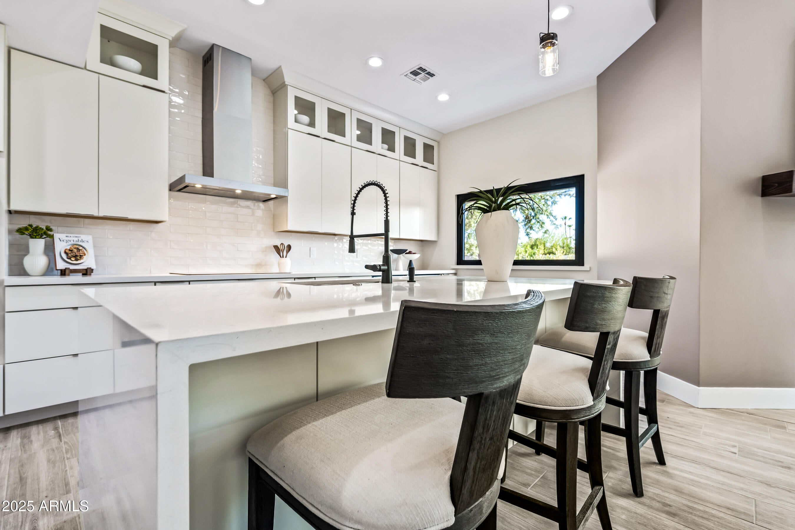 Scottsdale, Arizona, 85258, United States, 4 Bedrooms Bedrooms, ,4 BathroomsBathrooms,Residential,Active,1994950