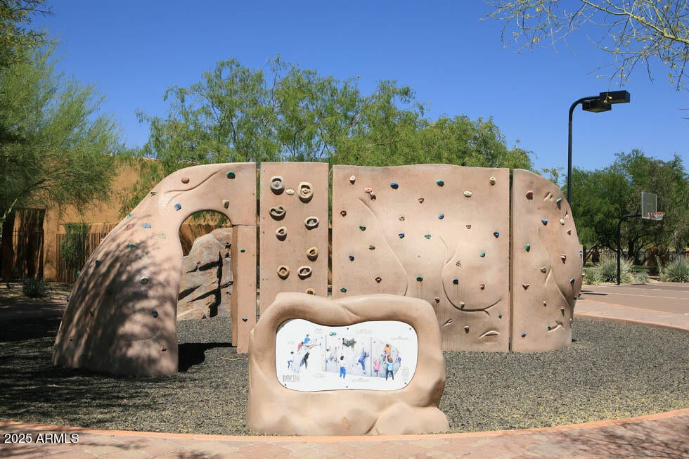 Phoenix, Arizona, 85050, United States, 4 Bedrooms Bedrooms, ,3 BathroomsBathrooms,Residential,Active,1973371