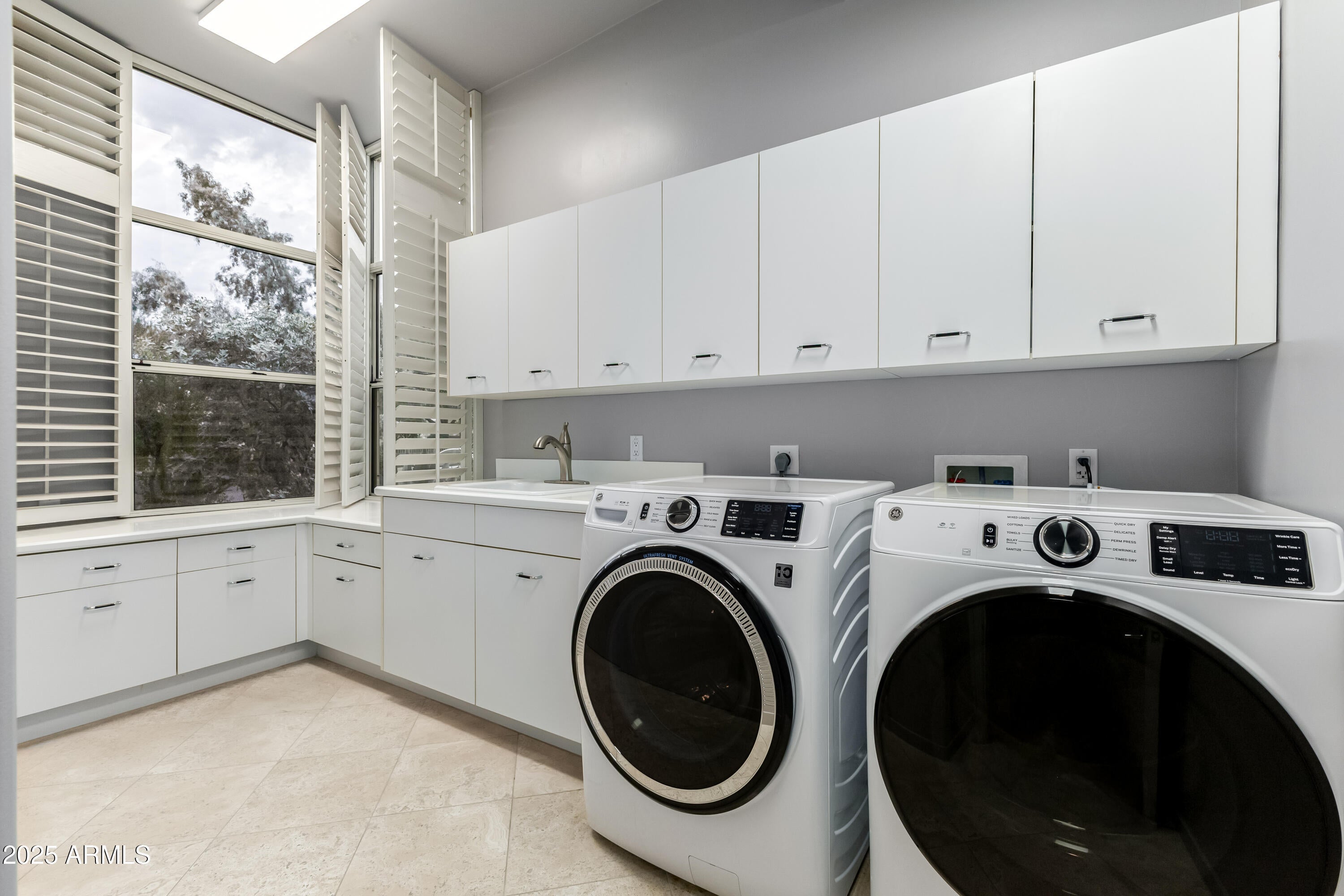 Scottsdale, Arizona, 85258, United States, 5 Bedrooms Bedrooms, ,6 BathroomsBathrooms,Residential,Active,2006860