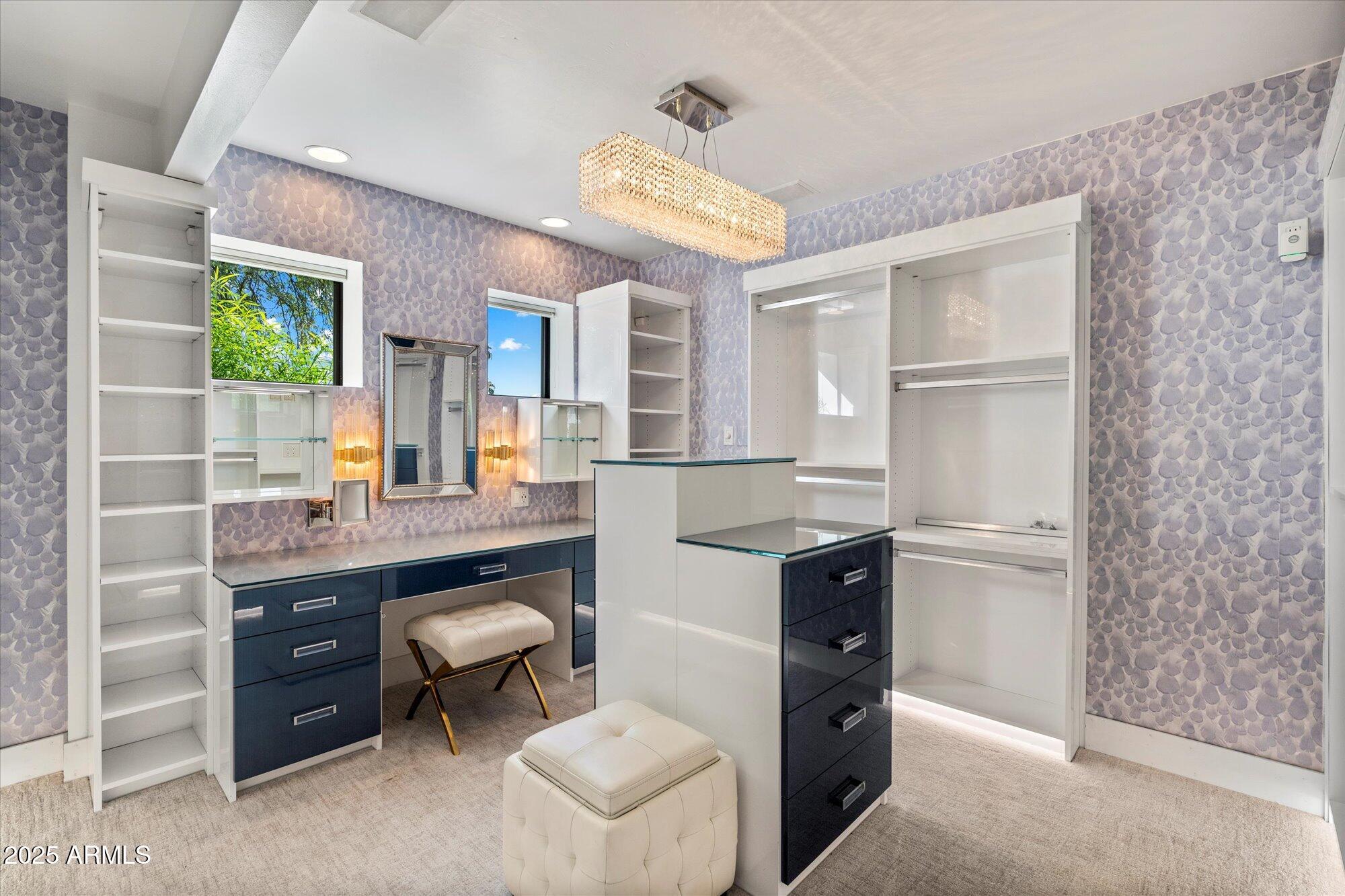 Phoenix, Arizona, 85018, United States, 4 Bedrooms Bedrooms, ,5 BathroomsBathrooms,Residential,Active,1968090