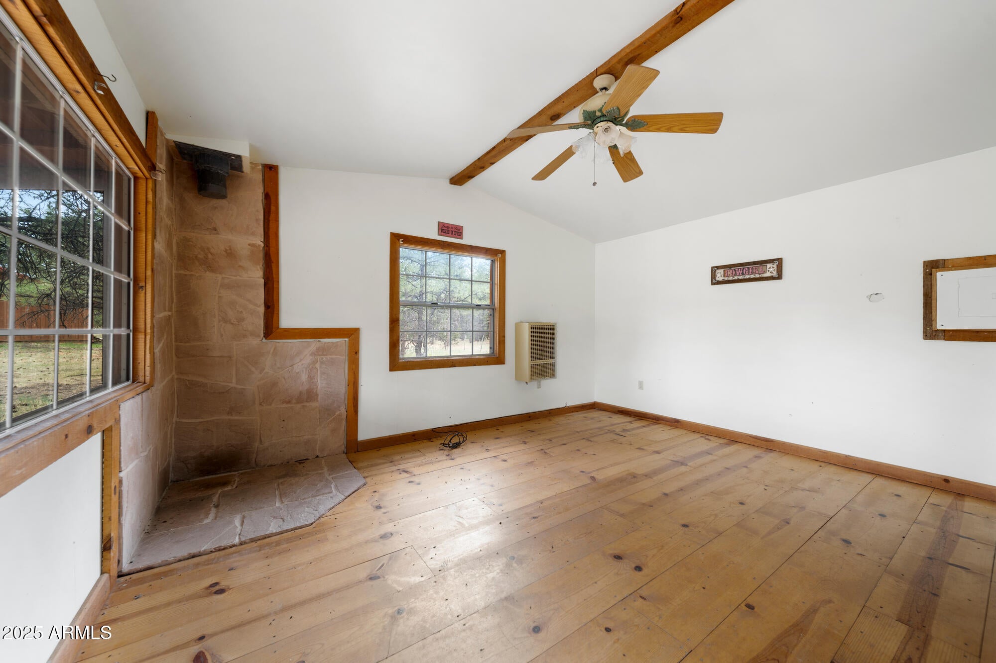 Lakeside, Arizona, 85929, United States, 8 Bedrooms Bedrooms, ,8 BathroomsBathrooms,Residential,Contingent,1996268