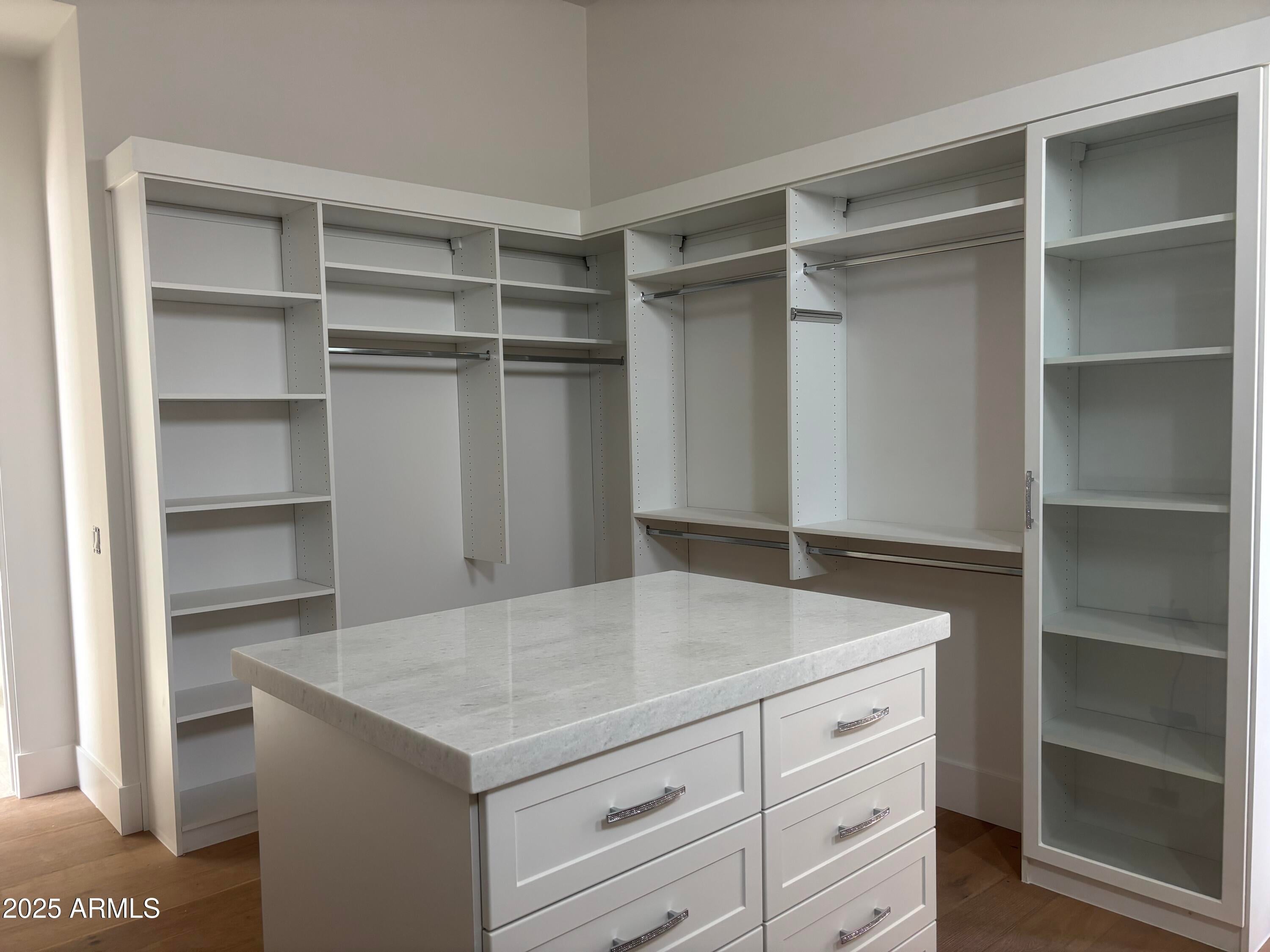 Paradise Valley, Arizona, 85253, United States, 6 Bedrooms Bedrooms, ,7 BathroomsBathrooms,Residential,Active,1863538