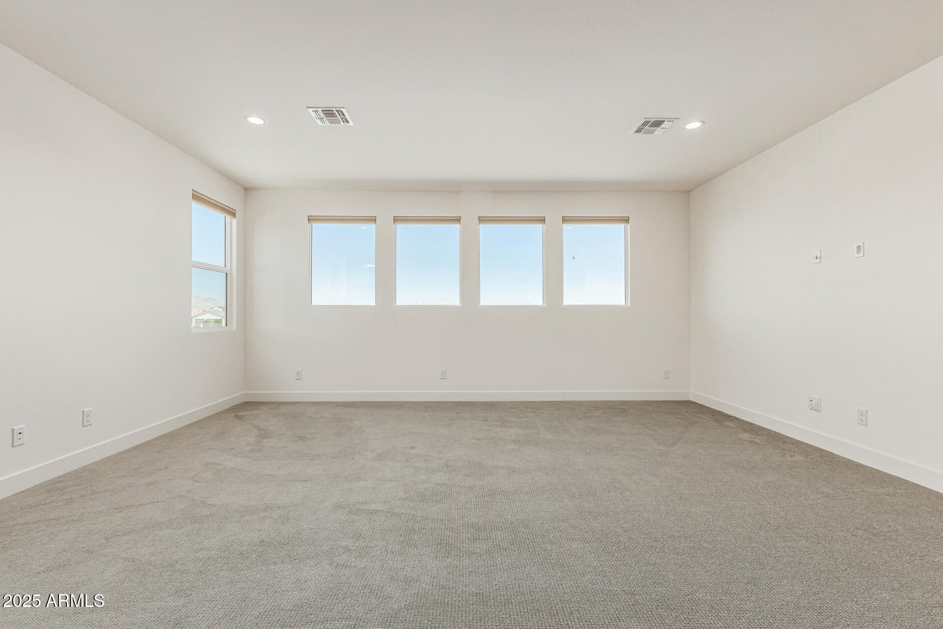 Surprise, Arizona, 85388, United States, 5 Bedrooms Bedrooms, ,5 BathroomsBathrooms,Residential,Active,1943788