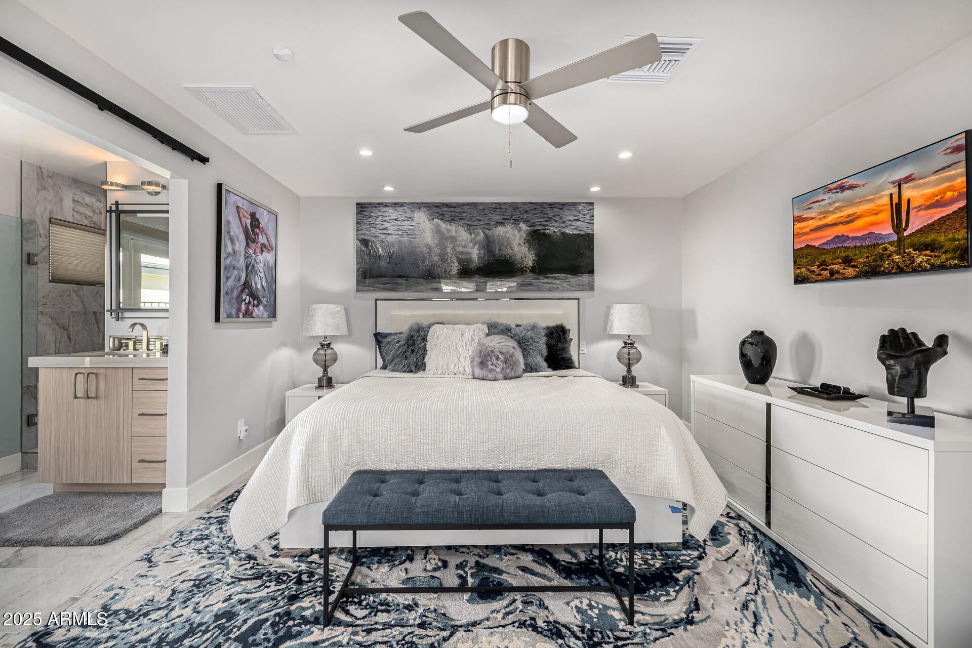 Phoenix, Arizona, 85018, United States, 4 Bedrooms Bedrooms, ,5 BathroomsBathrooms,Residential,Active,1968090