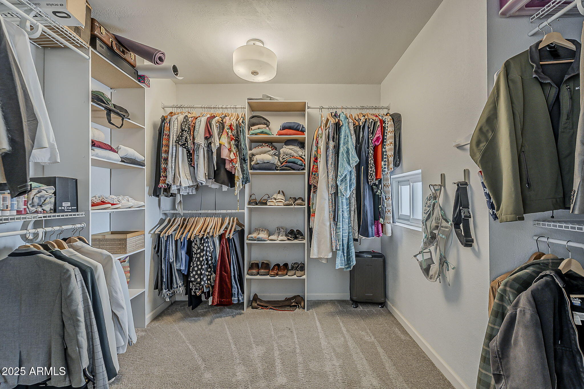 Phoenix, Arizona, 85020, United States, 4 Bedrooms Bedrooms, ,4 BathroomsBathrooms,Residential,Active,1946320