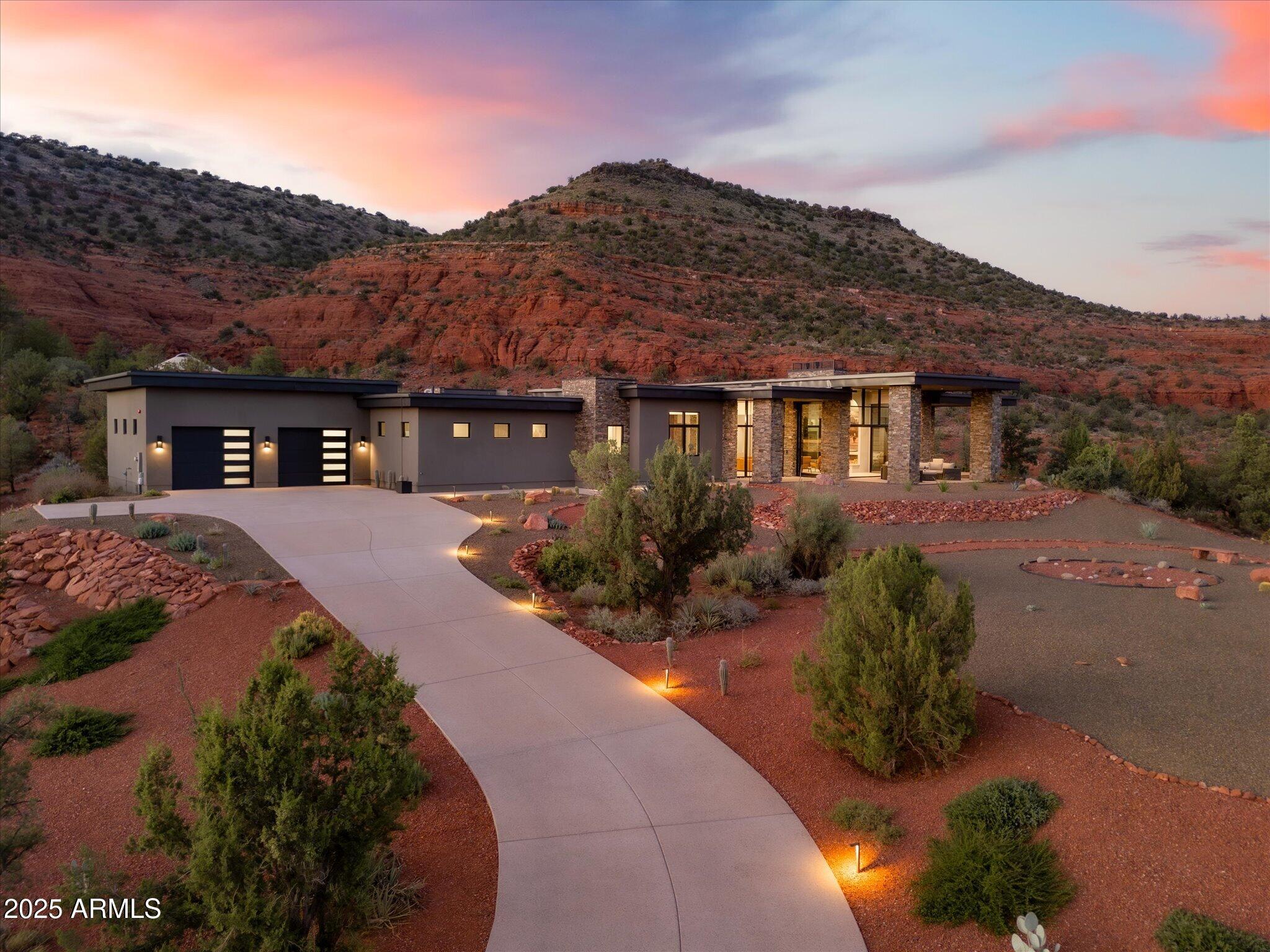 Sedona, Arizona, 86336, United States, 4 Bedrooms Bedrooms, ,4 BathroomsBathrooms,Residential,Active,1946435