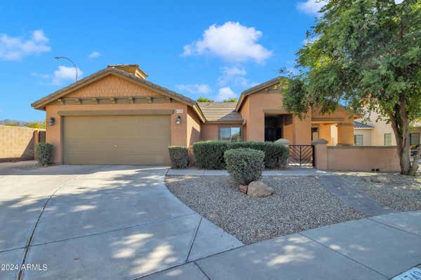 6748 S GARNET WAY, CHANDLER, AZ 85249 - Image 1