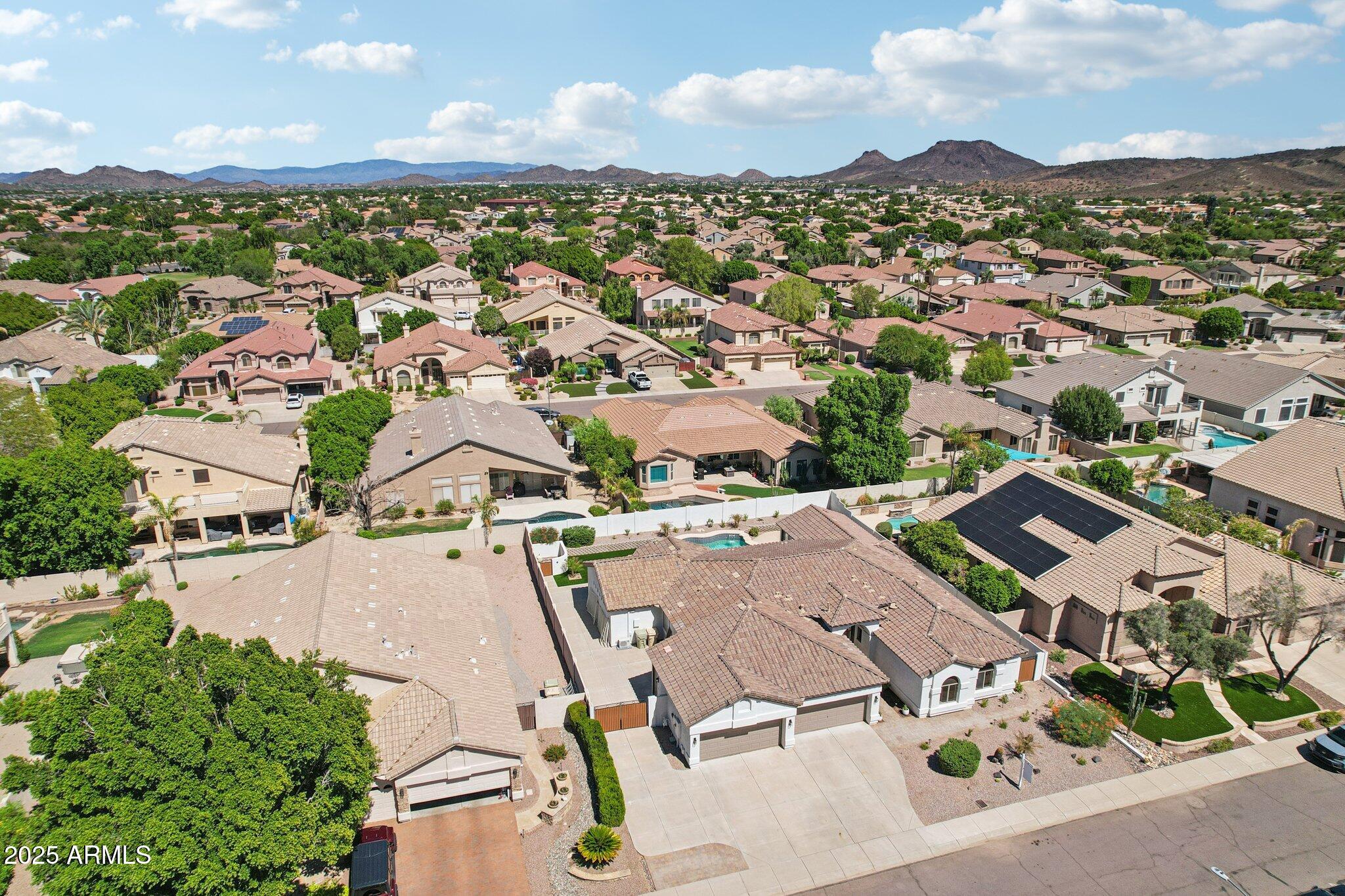 Glendale, Arizona, 85308, United States, 5 Bedrooms Bedrooms, ,4 BathroomsBathrooms,Residential,Active,1945319