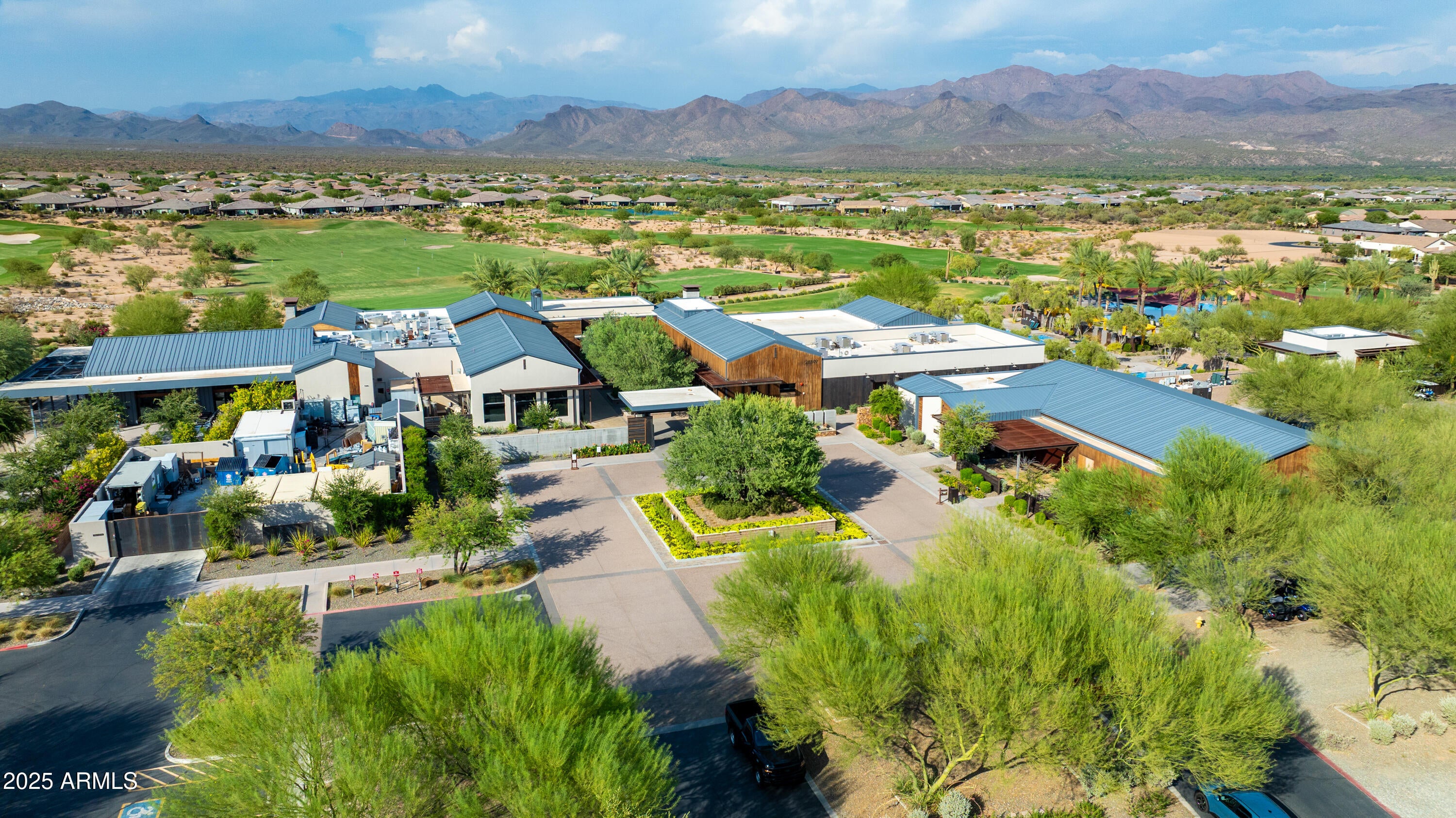 Rio Verde, Arizona, 85263, United States, 3 Bedrooms Bedrooms, ,4 BathroomsBathrooms,Residential,Contingent,2008339