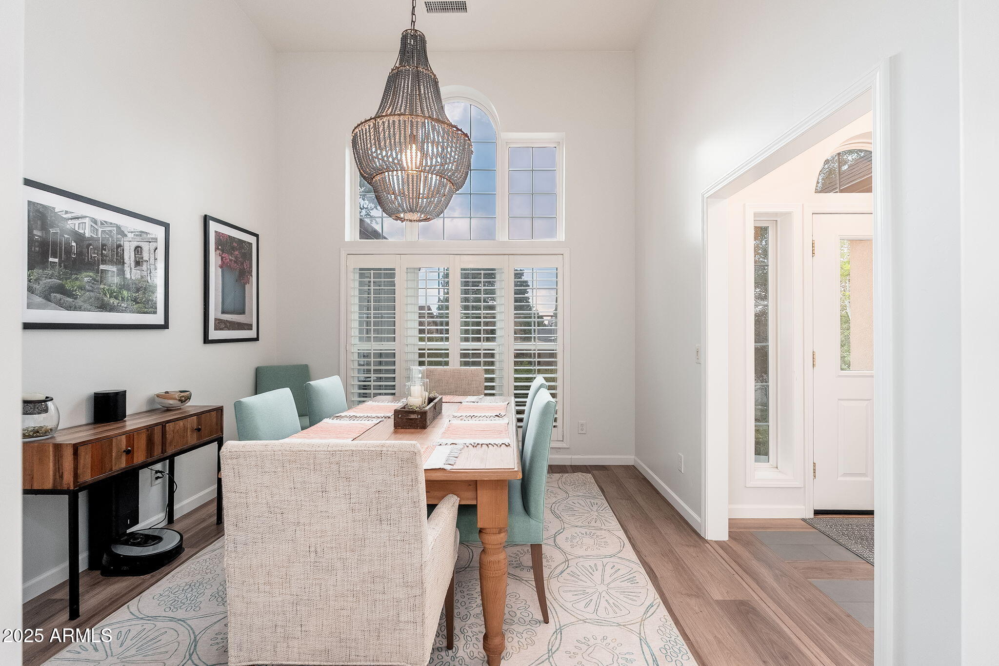 Flagstaff, Arizona, 86004, United States, 5 Bedrooms Bedrooms, ,4 BathroomsBathrooms,Residential,Active,1894165