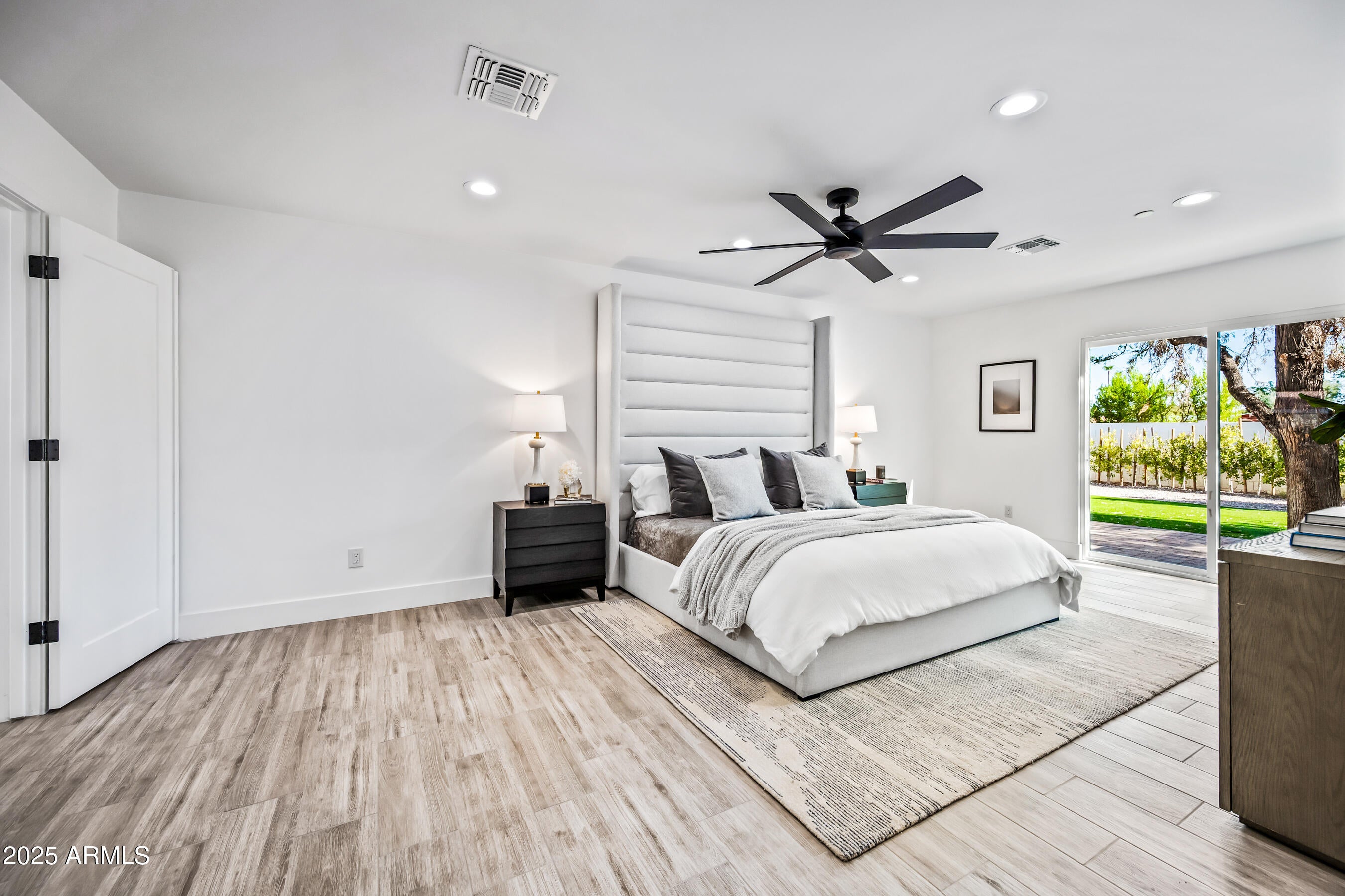 Scottsdale, Arizona, 85258, United States, 4 Bedrooms Bedrooms, ,4 BathroomsBathrooms,Residential,Active,1994950