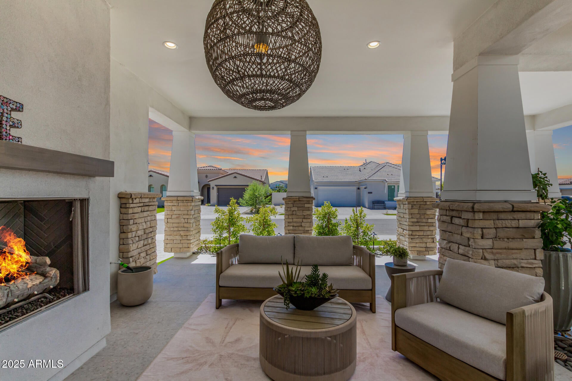 Surprise, Arizona, 85388, United States, 3 Bedrooms Bedrooms, ,4 BathroomsBathrooms,Residential,Active,1988484