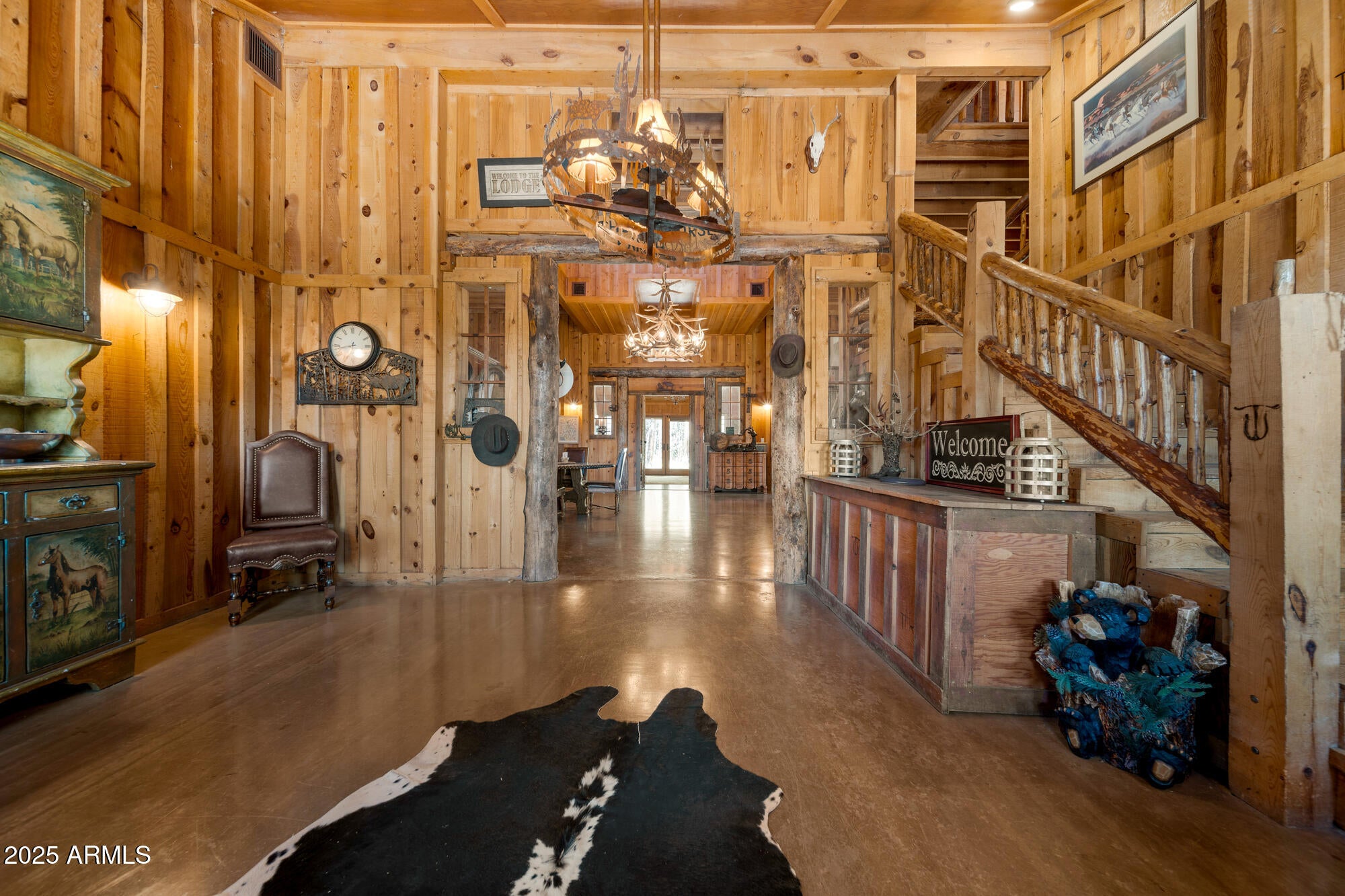 Lakeside, Arizona, 85929, United States, 8 Bedrooms Bedrooms, ,8 BathroomsBathrooms,Residential,Contingent,1996268