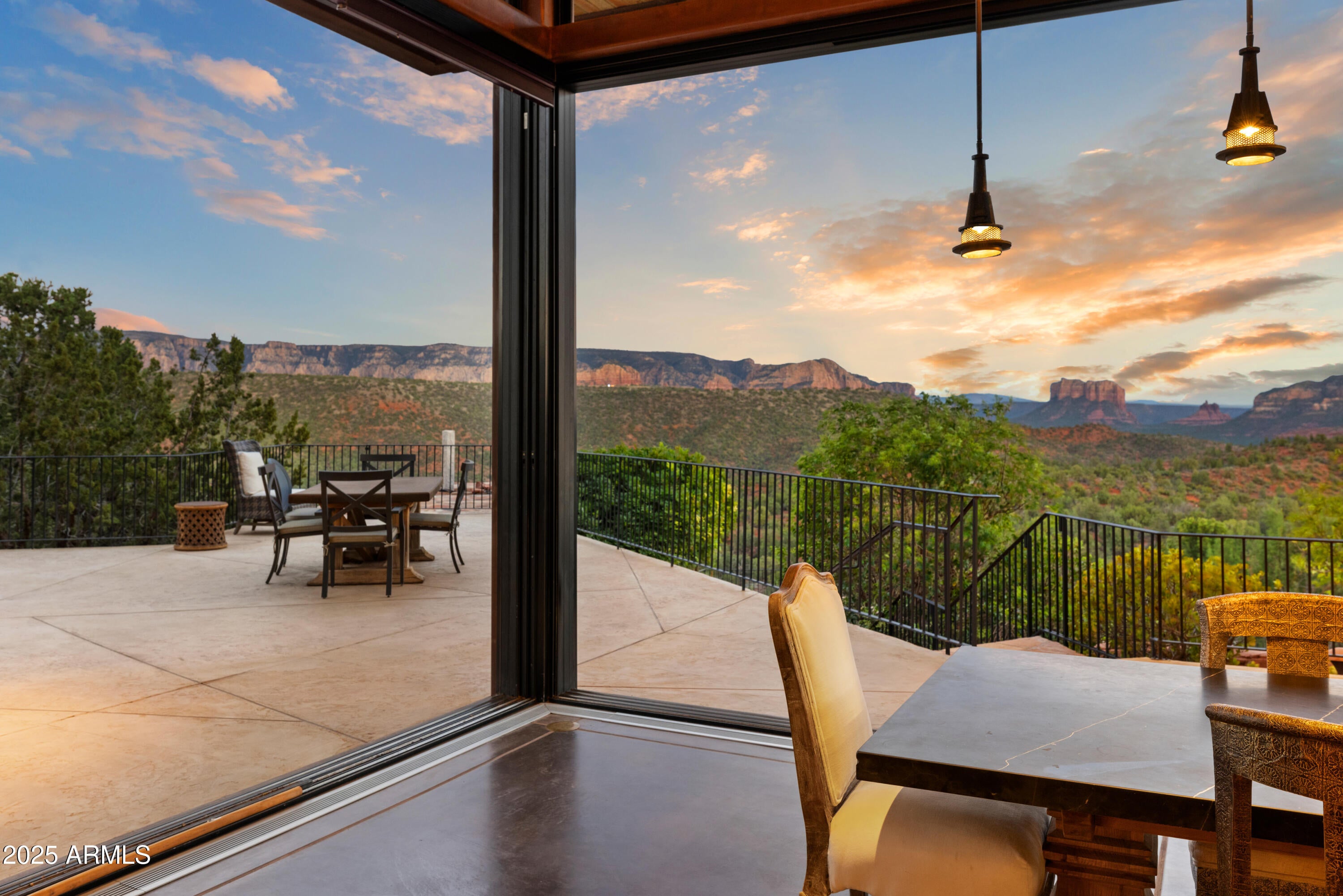 Sedona, Arizona, 86336, United States, 3 Bedrooms Bedrooms, ,6 BathroomsBathrooms,Residential,Active,1944279
