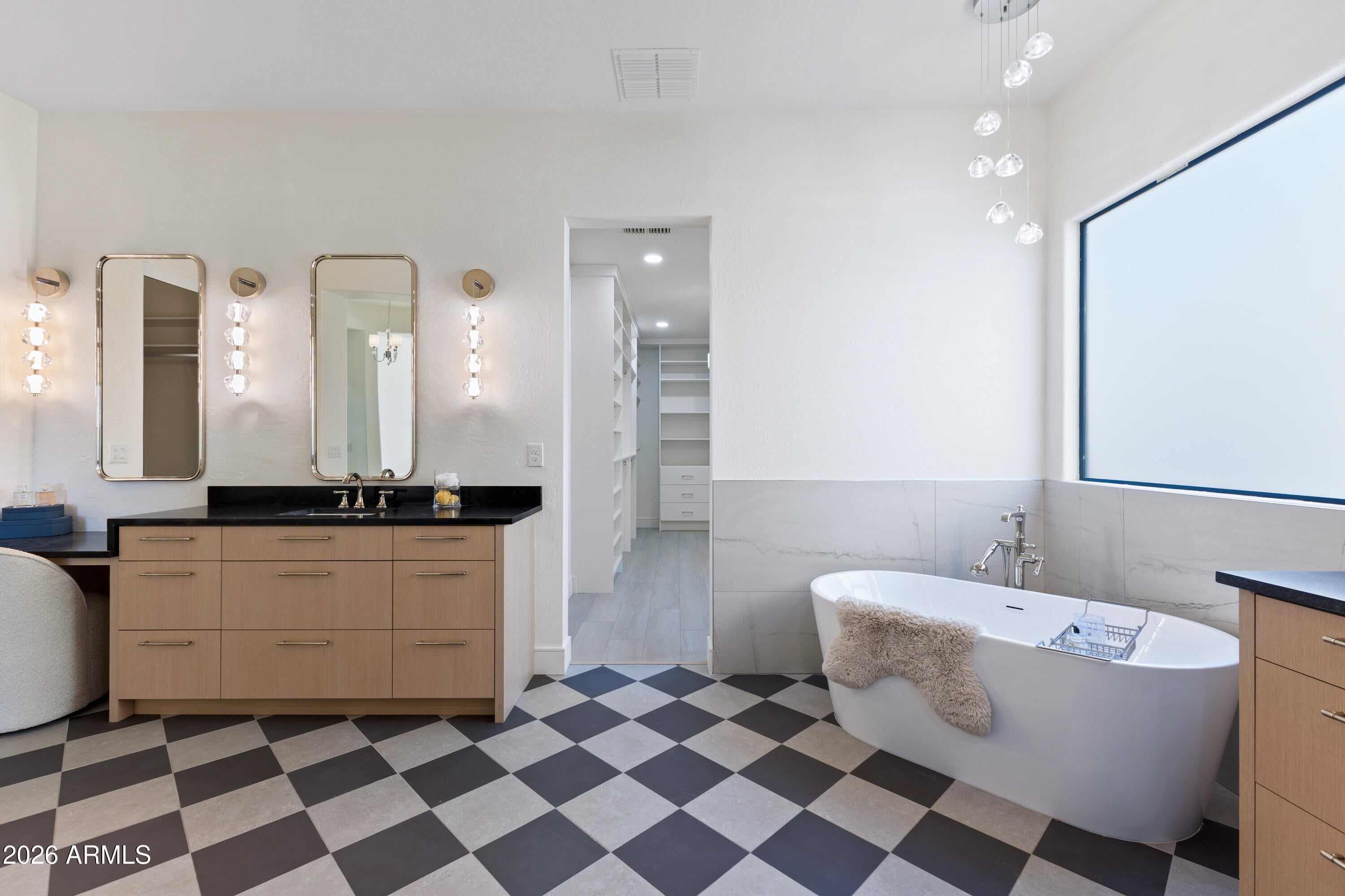 Scottsdale, Arizona, 85255, United States, 4 Bedrooms Bedrooms, ,4 BathroomsBathrooms,Residential,Active,2011214