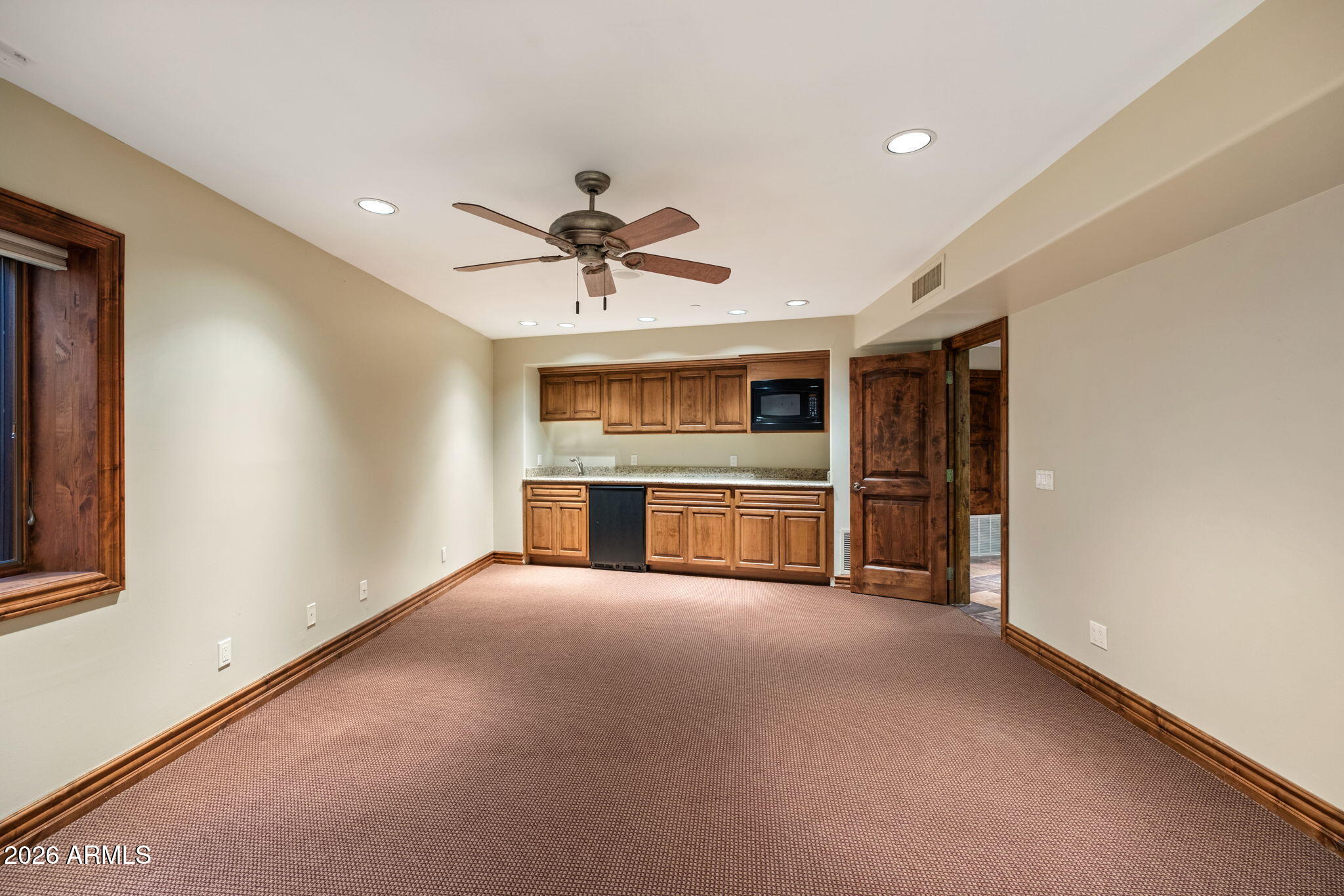 Scottsdale, Arizona, 85258, United States, 5 Bedrooms Bedrooms, ,7 BathroomsBathrooms,Residential,Active,2012489