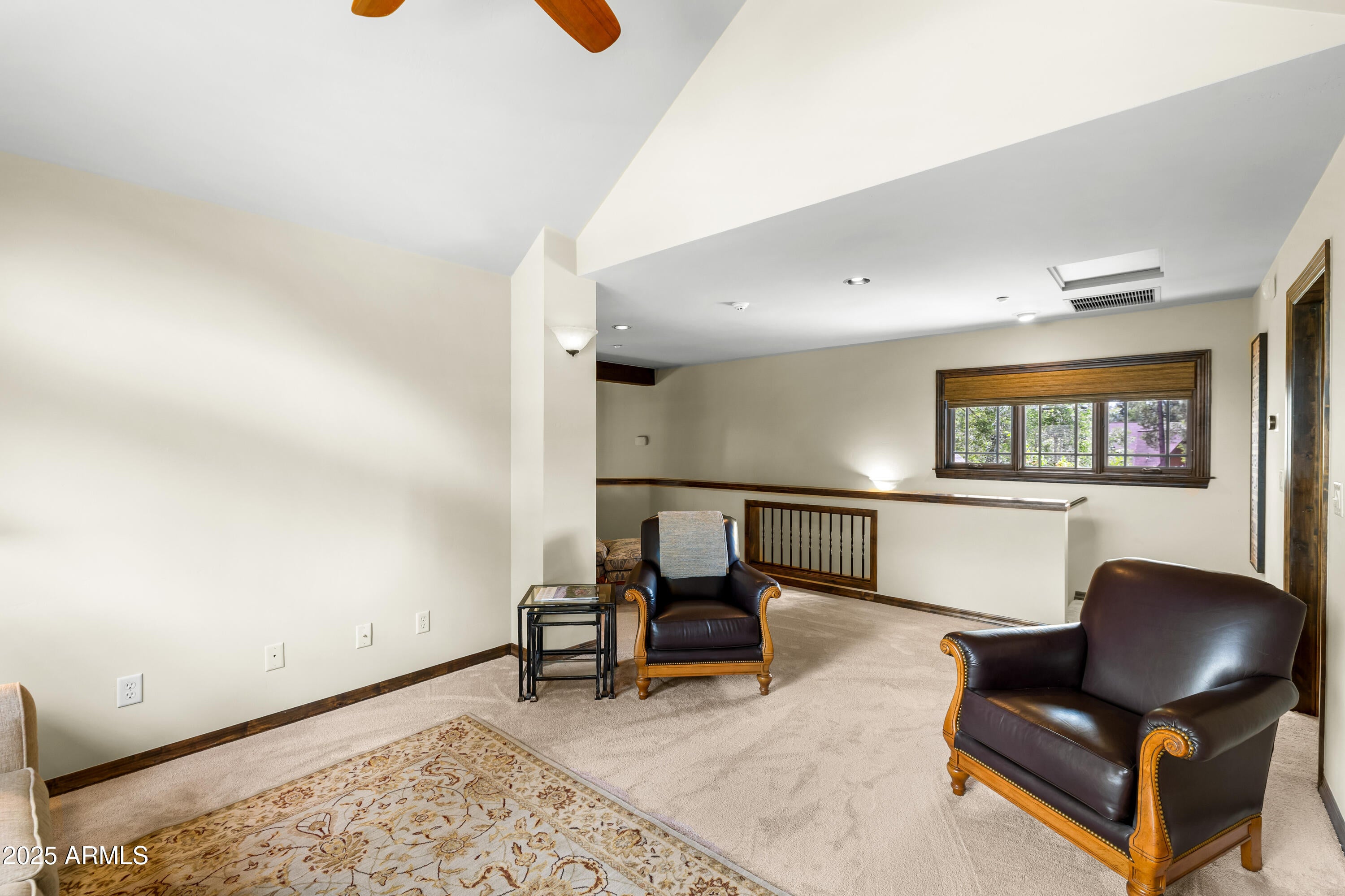 Flagstaff, Arizona, 86005, United States, 3 Bedrooms Bedrooms, ,3 BathroomsBathrooms,Residential,Active,1929679