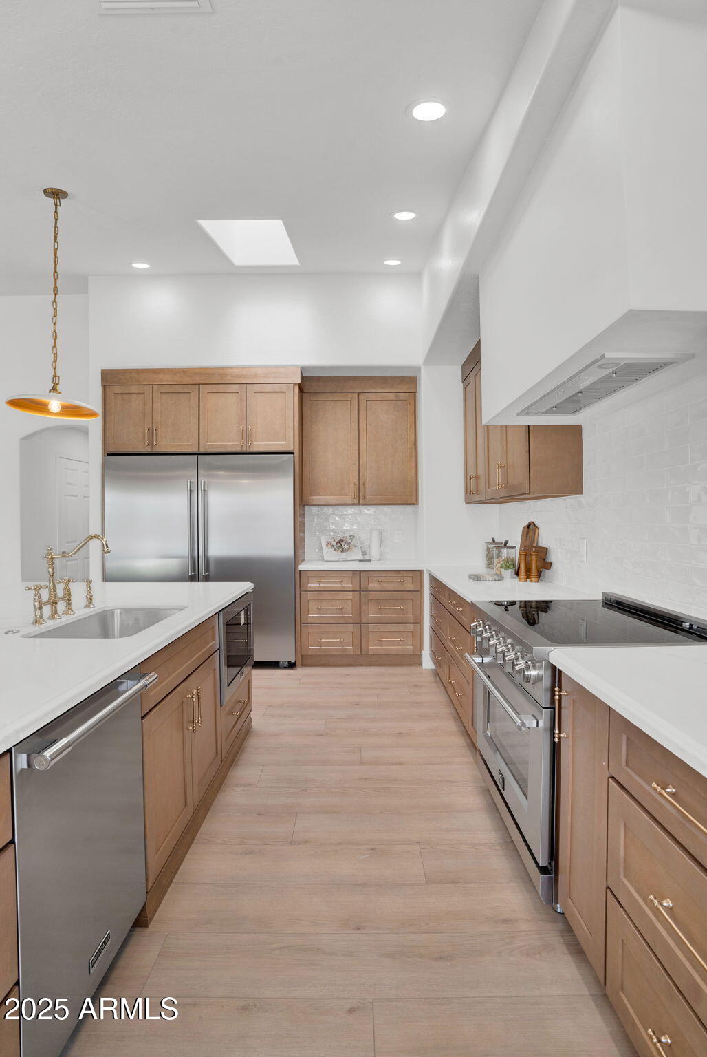 Gilbert, Arizona, 85298, United States, 5 Bedrooms Bedrooms, ,3 BathroomsBathrooms,Residential,Pending,2006857