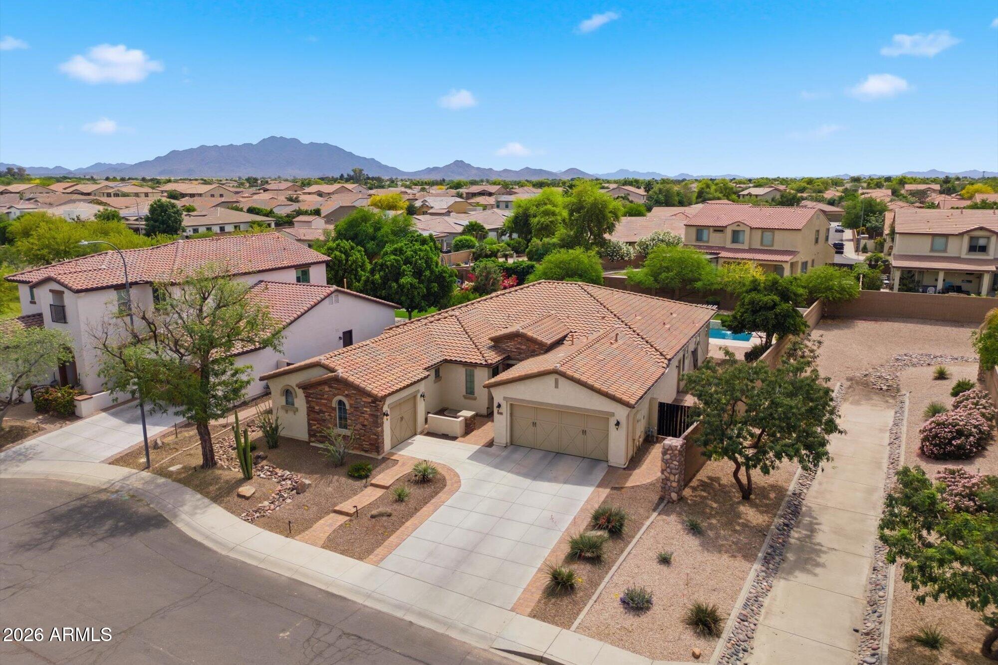 Chandler, Arizona, 85249, United States, 6 Bedrooms Bedrooms, ,4 BathroomsBathrooms,Residential,Active,2036022