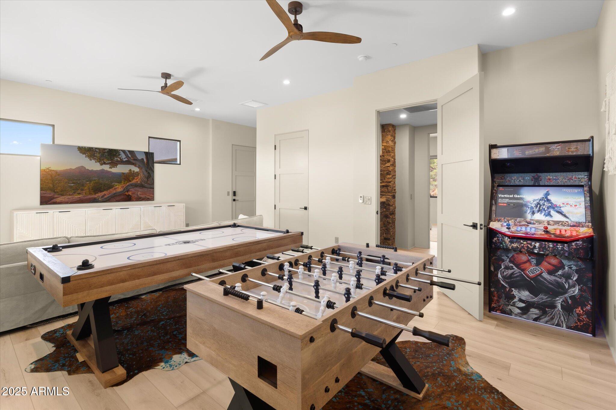 Sedona, Arizona, 86336, United States, 4 Bedrooms Bedrooms, ,4 BathroomsBathrooms,Residential,Active,1946435