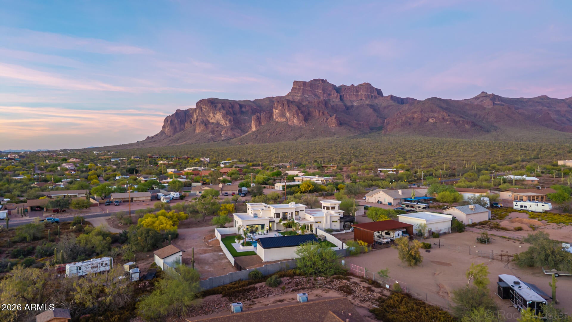 Apache Junction, Arizona, 85119, United States, 4 Bedrooms Bedrooms, ,4 BathroomsBathrooms,Residential,Active,2030090
