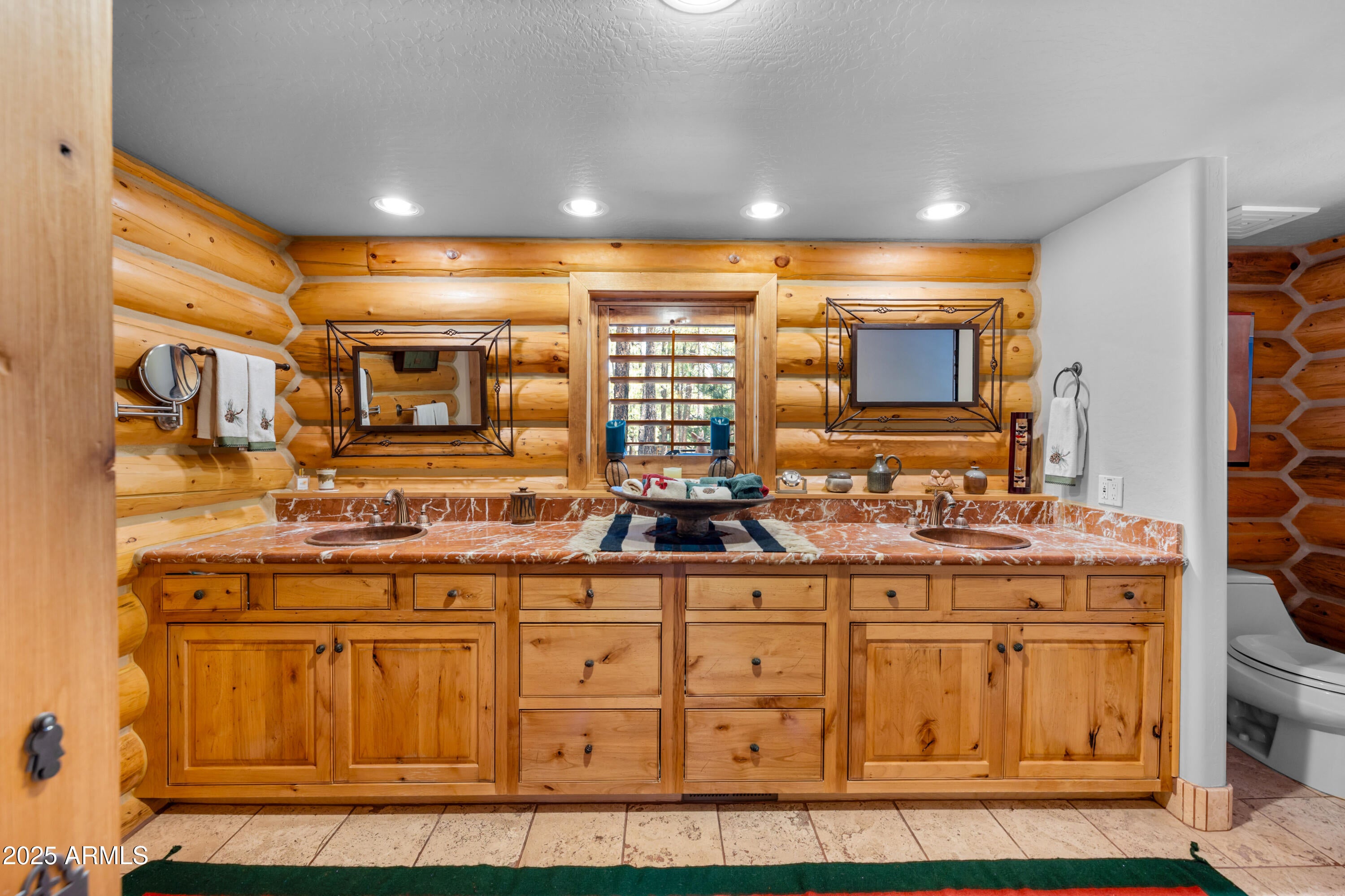Flagstaff, Arizona, 86005, United States, 4 Bedrooms Bedrooms, ,4 BathroomsBathrooms,Residential,Active,1905472