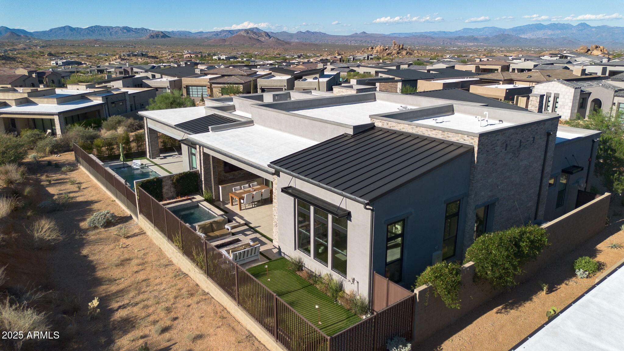 Scottsdale, Arizona, 85255, United States, 2 Bedrooms Bedrooms, ,3 BathroomsBathrooms,Residential,Active,1952594