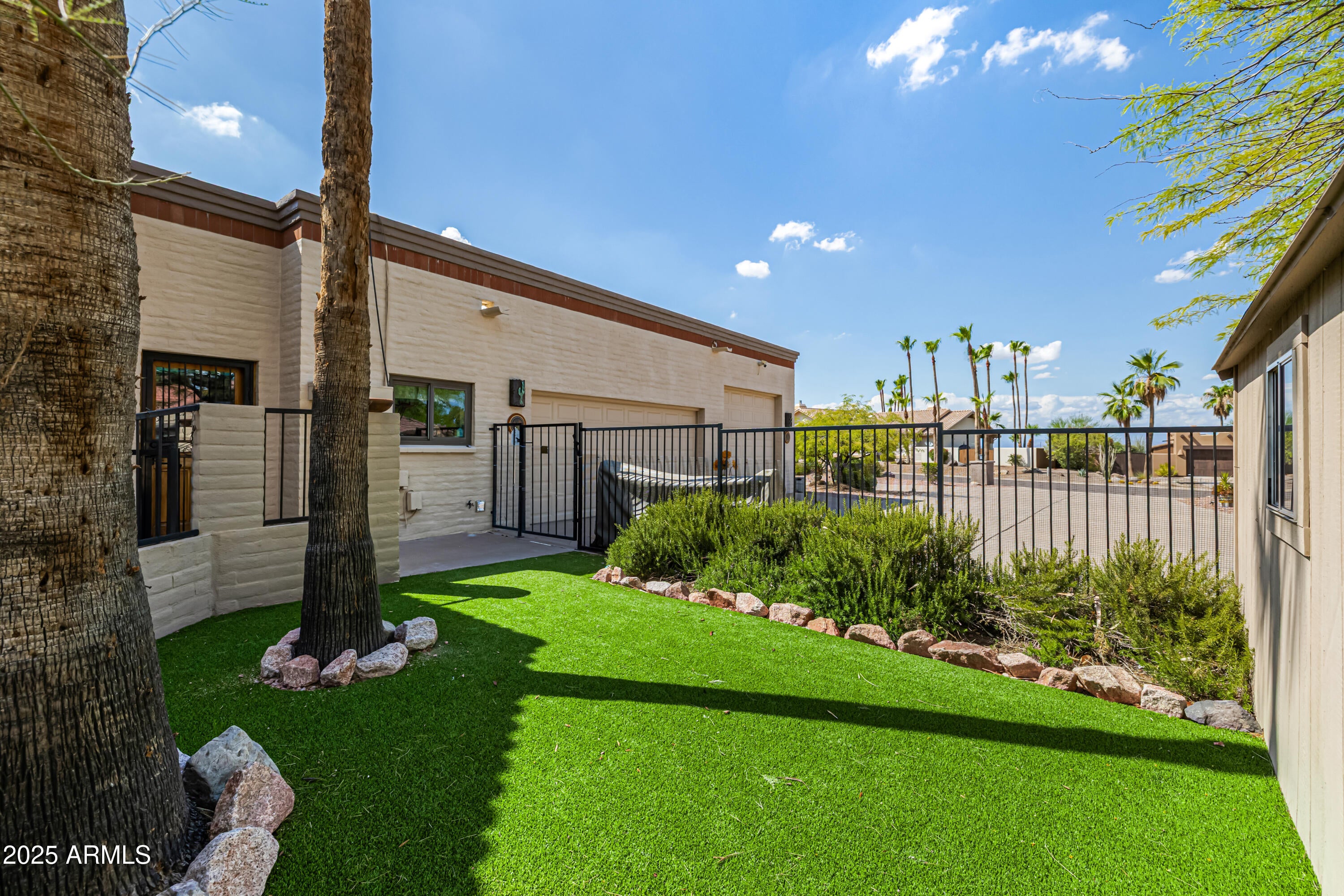 Fountain Hills, Arizona, 85268, United States, 5 Bedrooms Bedrooms, ,4 BathroomsBathrooms,Residential,Active,1988706