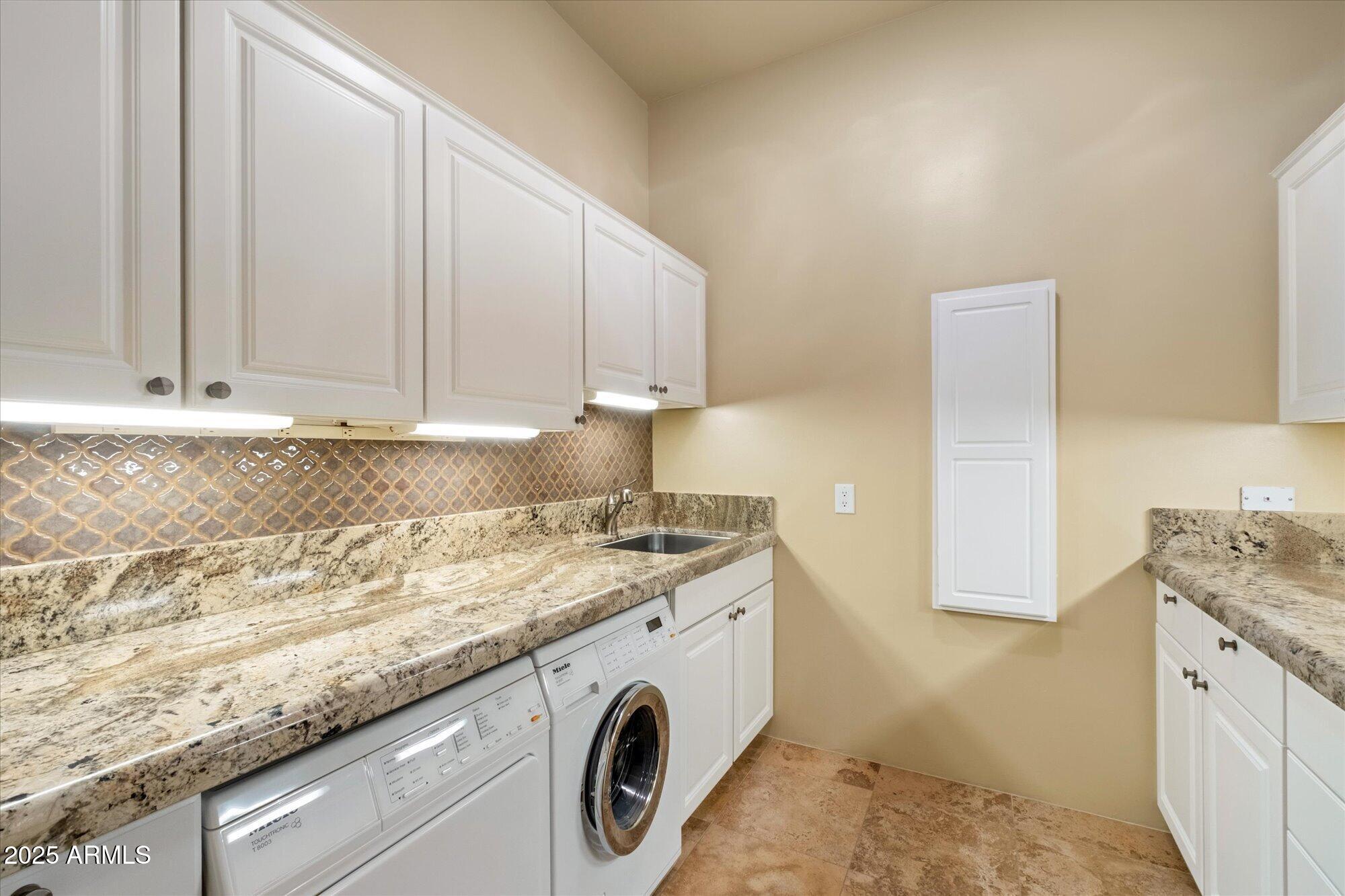 Scottsdale, Arizona, 85255, United States, 4 Bedrooms Bedrooms, ,5 BathroomsBathrooms,Residential,Active,1965794