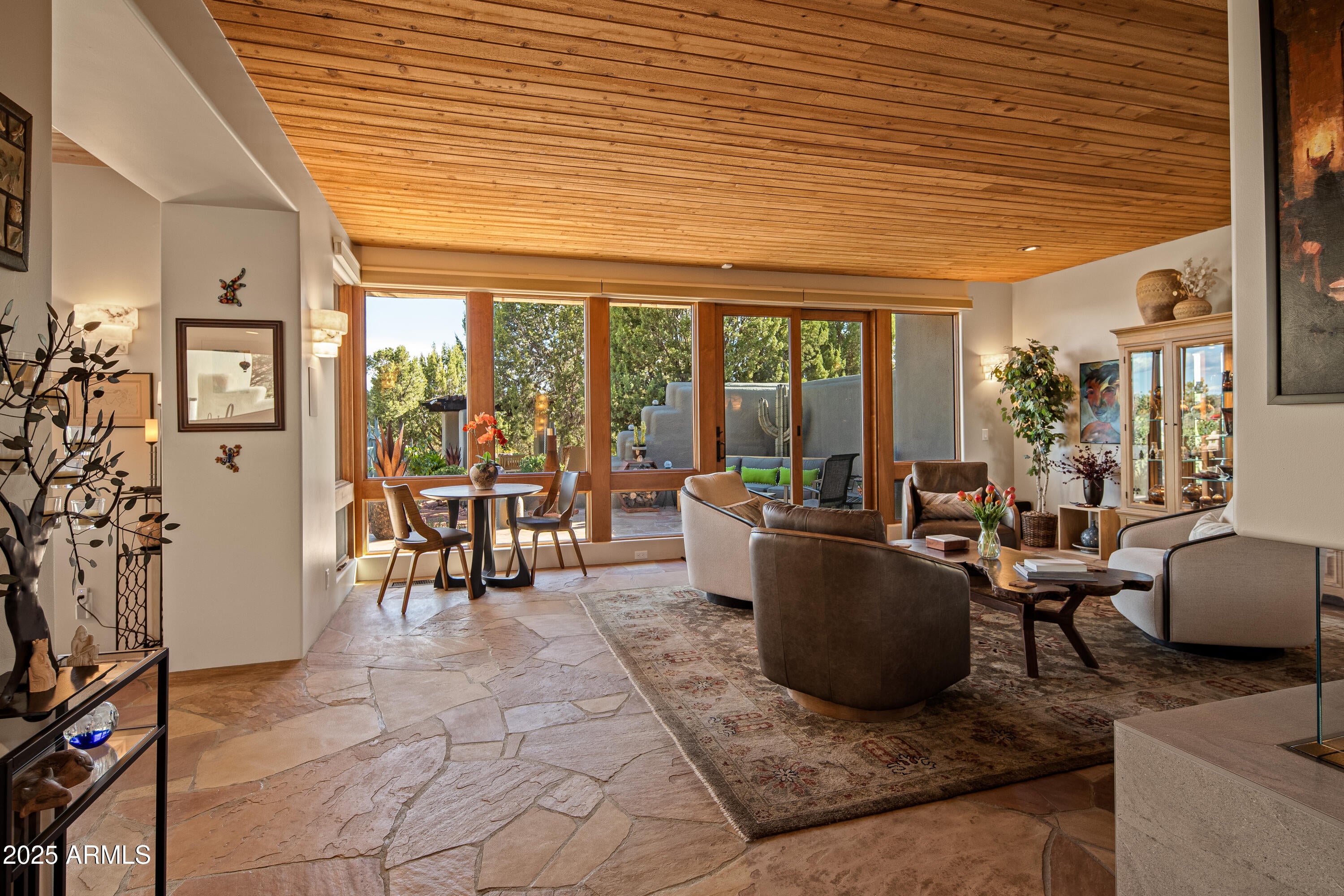 Sedona, Arizona, 86336, United States, 3 Bedrooms Bedrooms, ,4 BathroomsBathrooms,Residential,Active,1946525