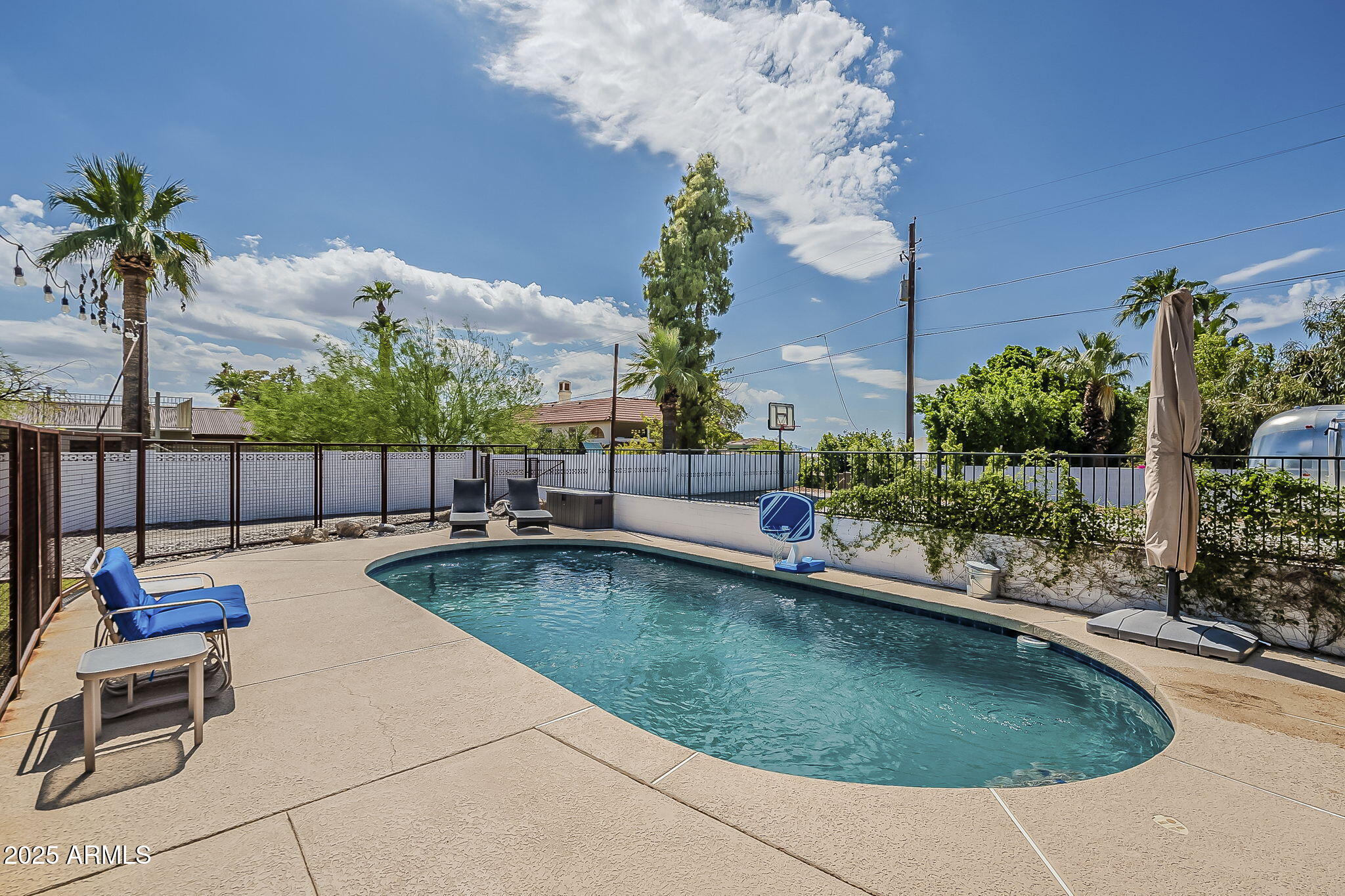 Phoenix, Arizona, 85020, United States, 4 Bedrooms Bedrooms, ,4 BathroomsBathrooms,Residential,Active,1946320