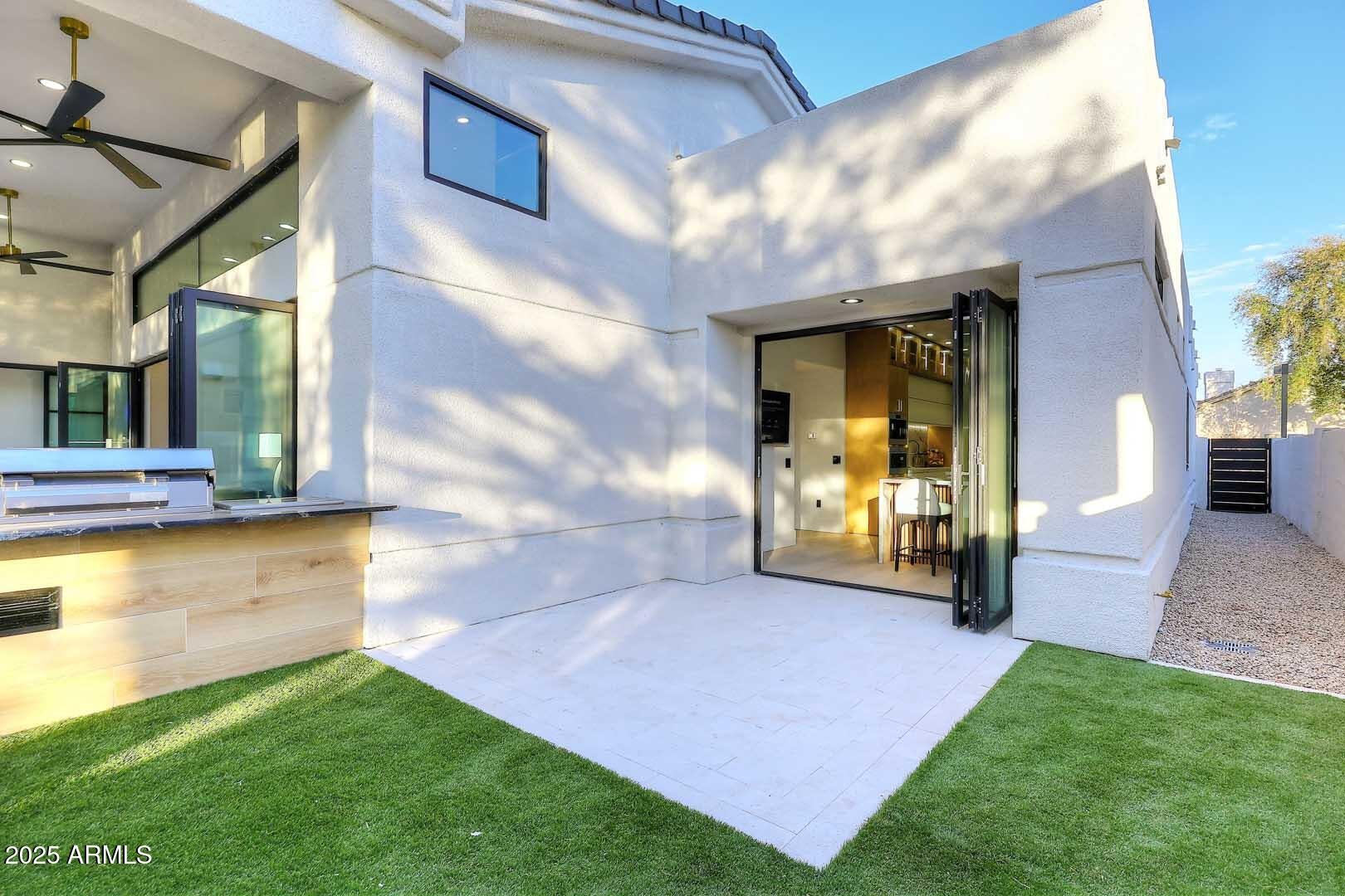 Scottsdale, Arizona, 85260, United States, 3 Bedrooms Bedrooms, ,3 BathroomsBathrooms,Residential,Active,1944086