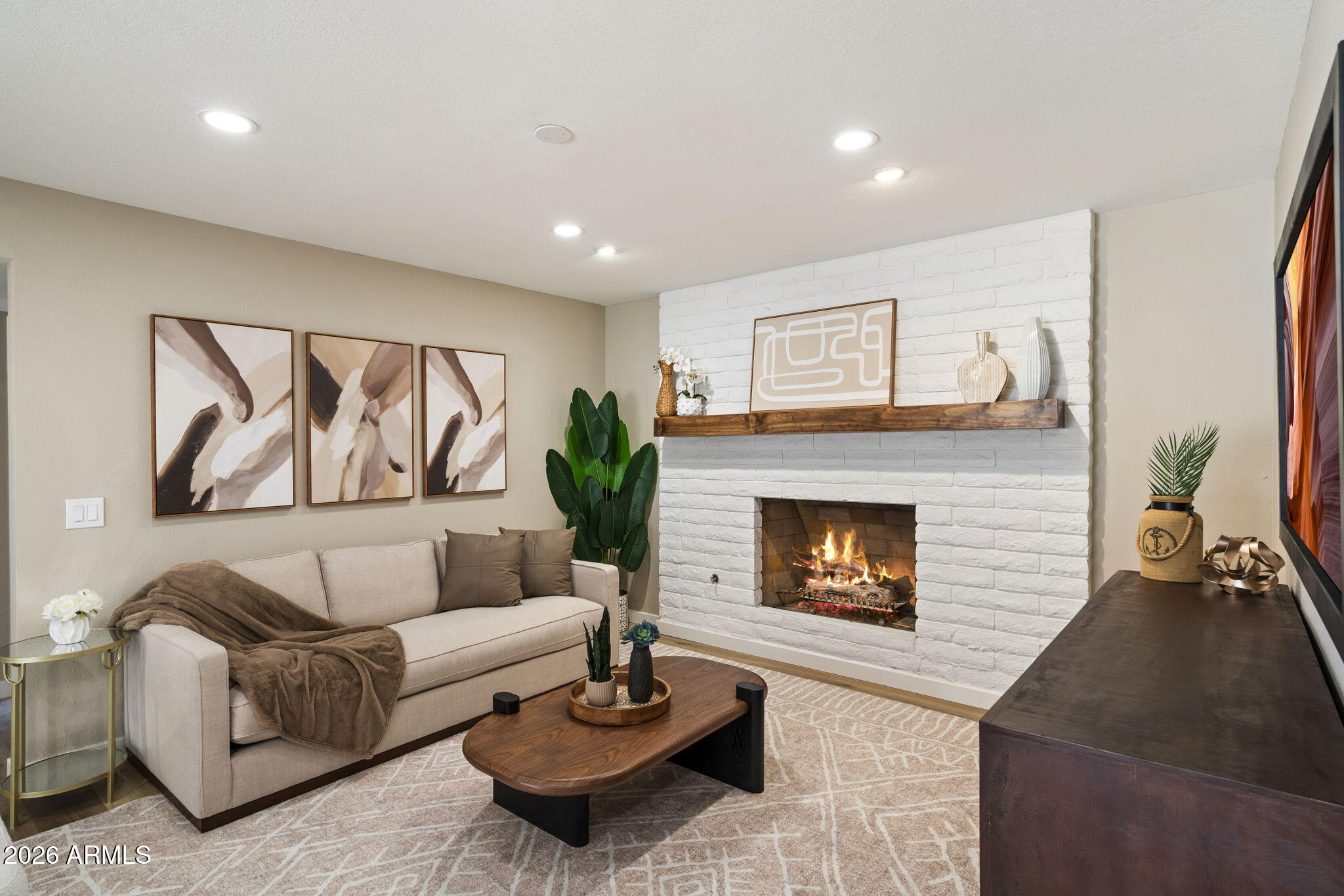 Scottsdale, Arizona, 85258, United States, 3 Bedrooms Bedrooms, ,2 BathroomsBathrooms,Residential,Active,2012221