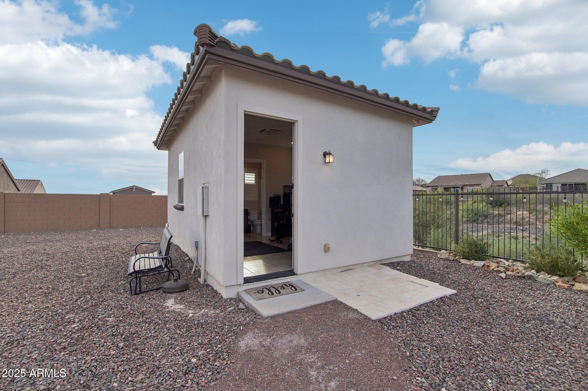 New River, Arizona, 85087, United States, 5 Bedrooms Bedrooms, ,4 BathroomsBathrooms,Residential,Active,1986912