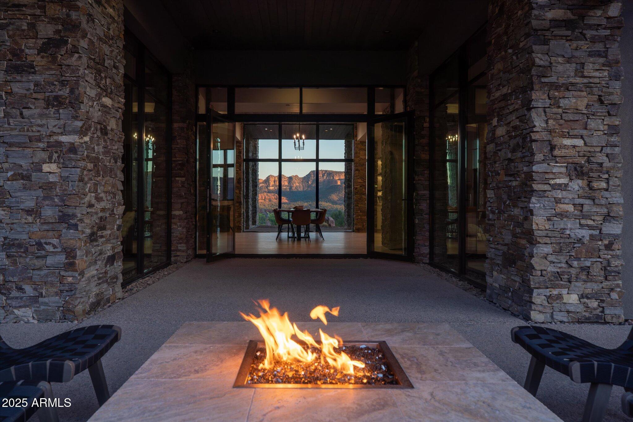 Sedona, Arizona, 86336, United States, 4 Bedrooms Bedrooms, ,4 BathroomsBathrooms,Residential,Active,1946435