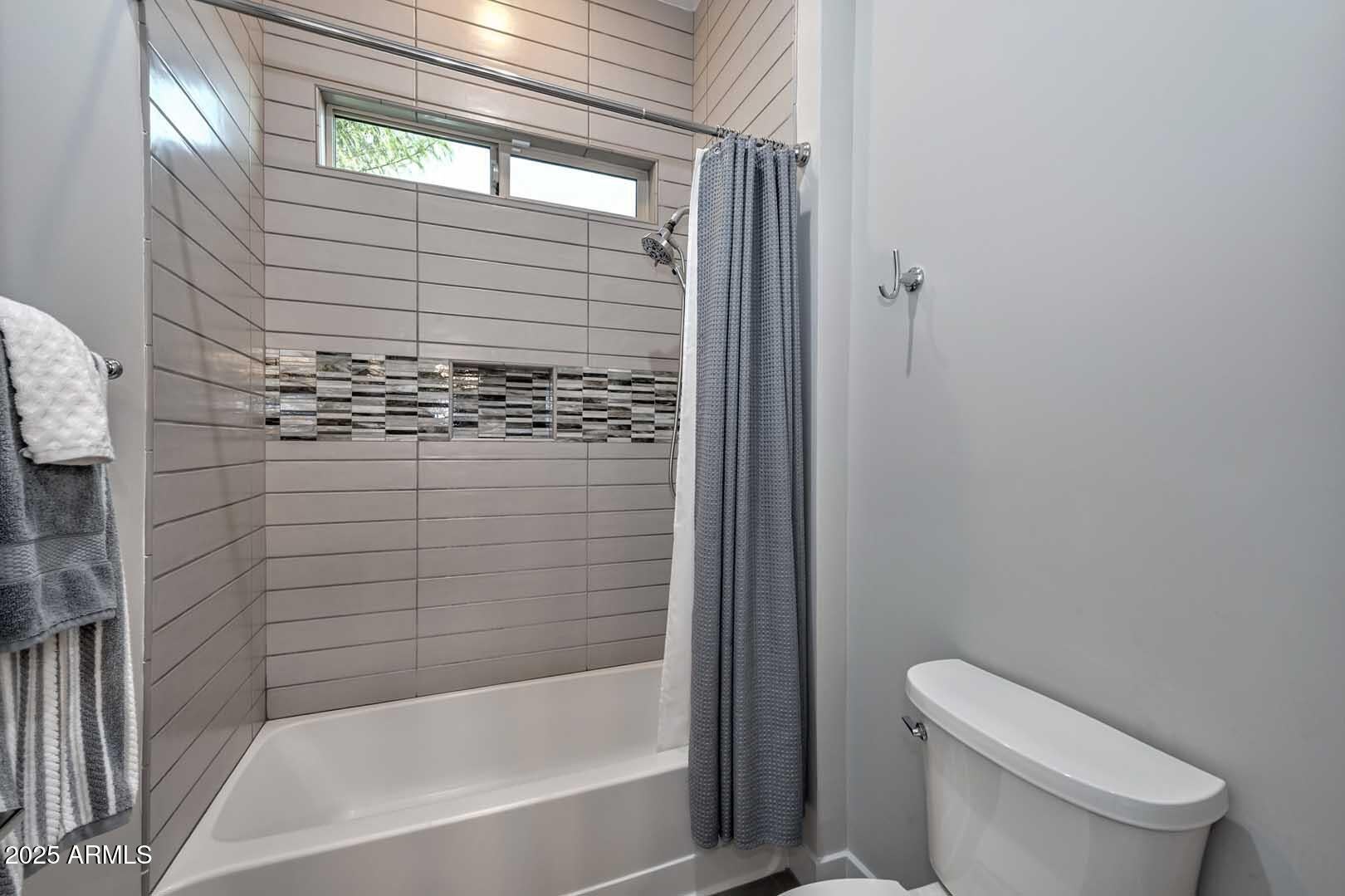 Peoria, Arizona, 85383, United States, 3 Bedrooms Bedrooms, ,4 BathroomsBathrooms,Residential,Active,2012494