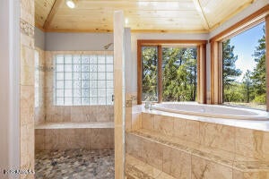 Flagstaff, Arizona, 86001, United States, 3 Bedrooms Bedrooms, ,4 BathroomsBathrooms,Residential,Active,2002669