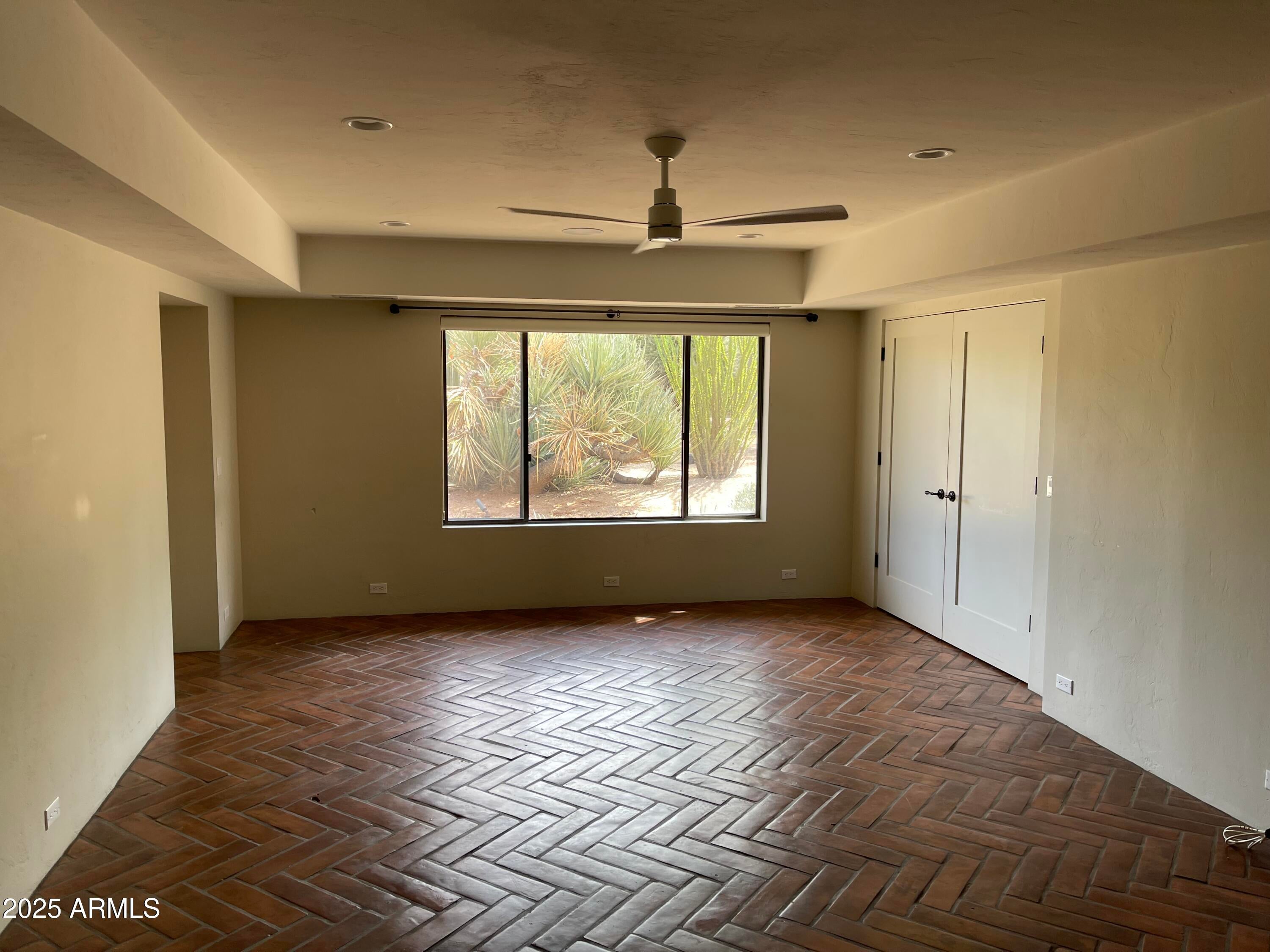 Carefree, Arizona, 85377, United States, 3 Bedrooms Bedrooms, ,3 BathroomsBathrooms,Residential,Active,1936429