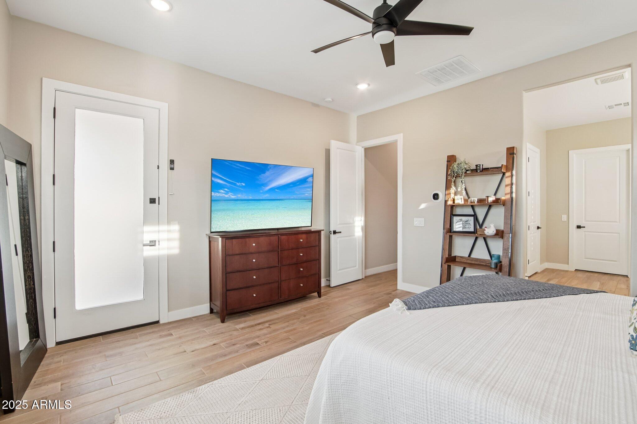 New River, Arizona, 85087, United States, 5 Bedrooms Bedrooms, ,4 BathroomsBathrooms,Residential,Active,1986912