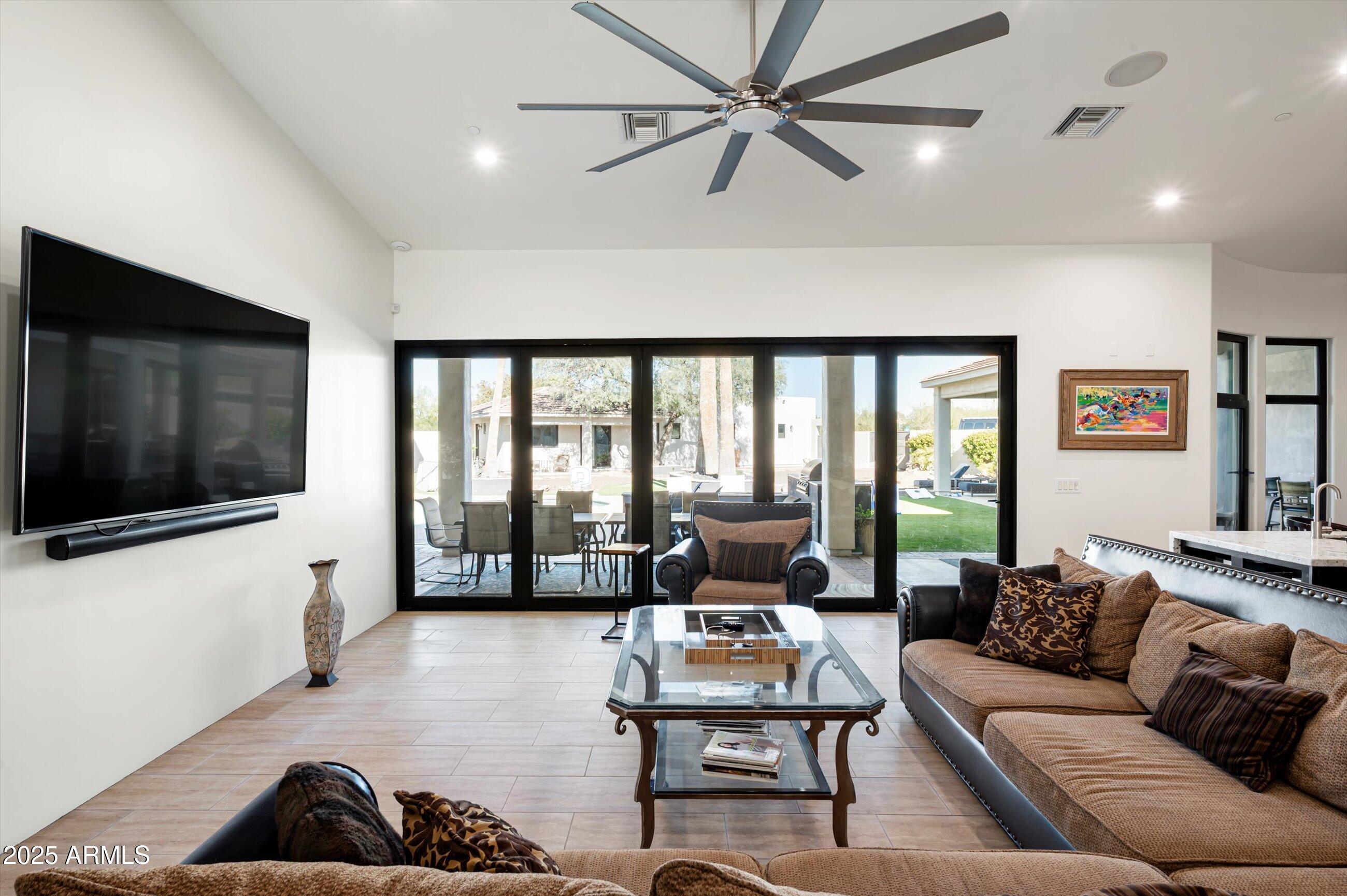 Scottsdale, Arizona, 85260, United States, 6 Bedrooms Bedrooms, ,6 BathroomsBathrooms,Residential,Active,2006779