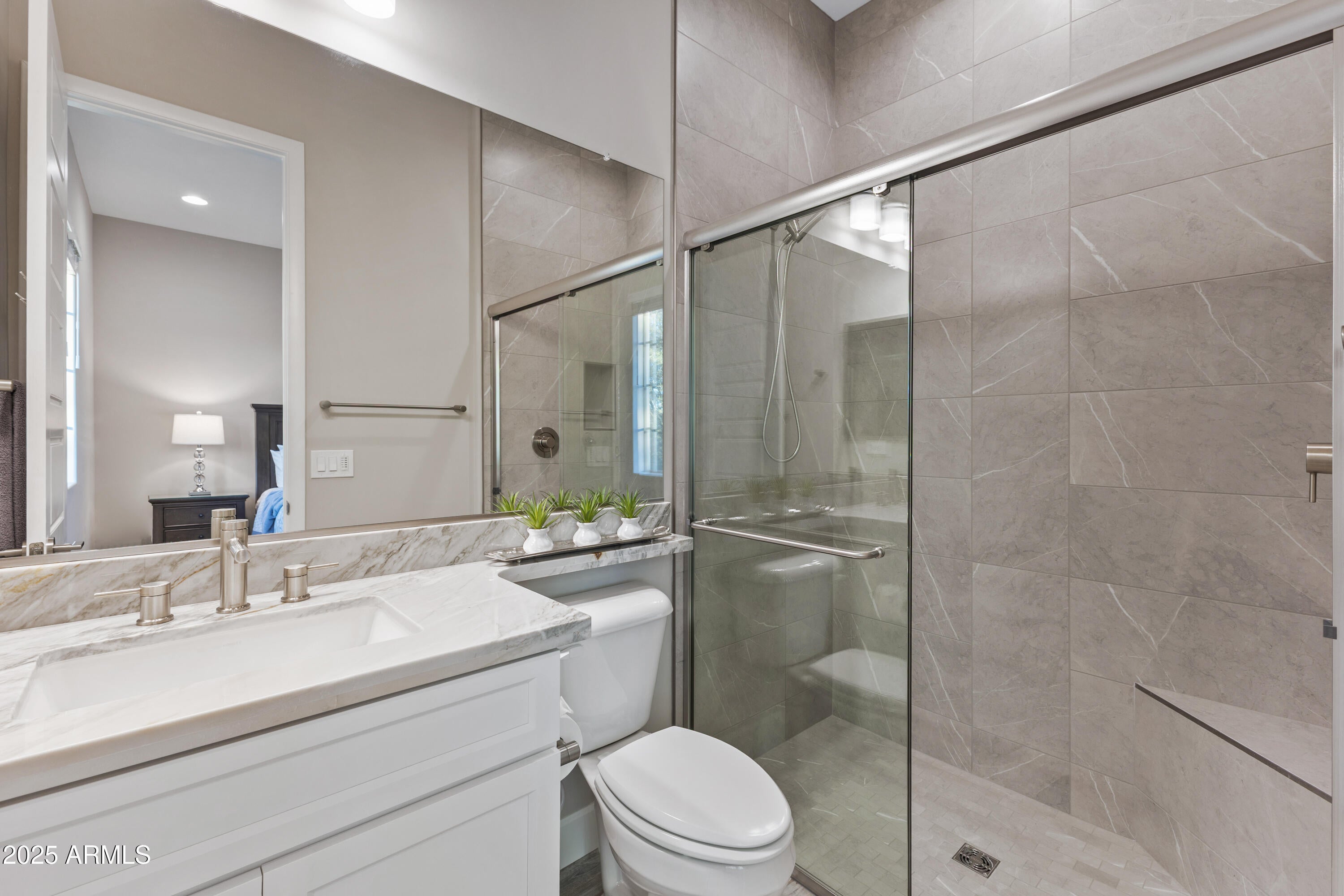 Rio Verde, Arizona, 85263, United States, 3 Bedrooms Bedrooms, ,4 BathroomsBathrooms,Residential,Contingent,2008339