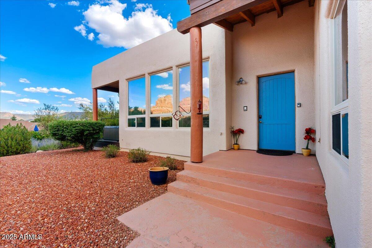 Sedona, Arizona, 86351, United States, 4 Bedrooms Bedrooms, ,3 BathroomsBathrooms,Residential,Active,1945516
