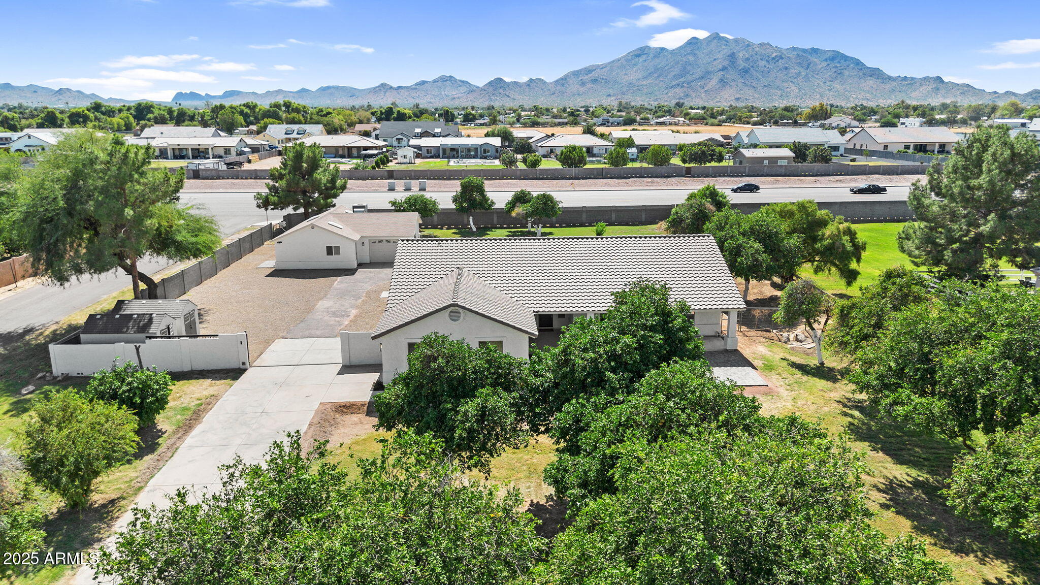 Gilbert, Arizona, 85298, United States, 5 Bedrooms Bedrooms, ,3 BathroomsBathrooms,Residential,Pending,2006857