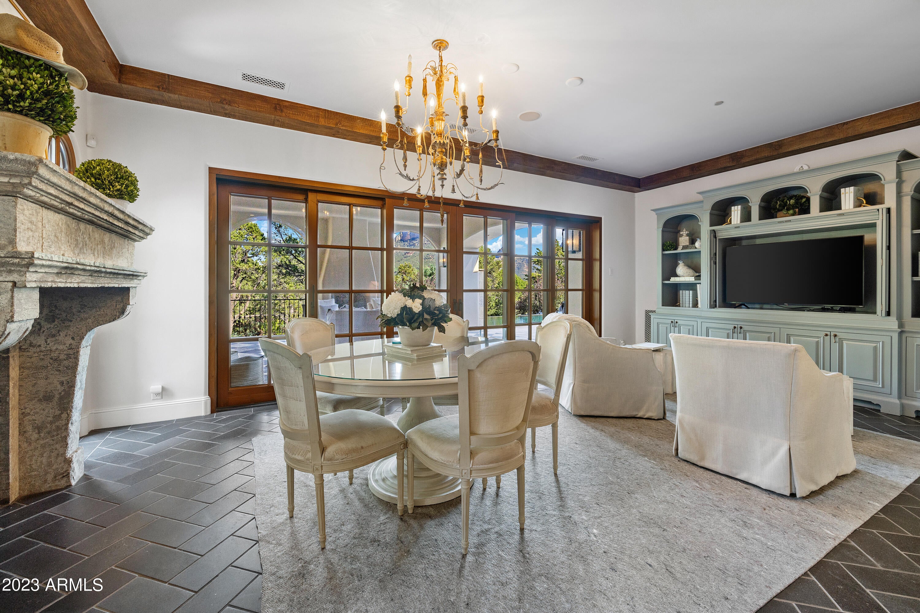 Sedona, Arizona, 86336, United States, 4 Bedrooms Bedrooms, ,6 BathroomsBathrooms,Residential,Active,1945095