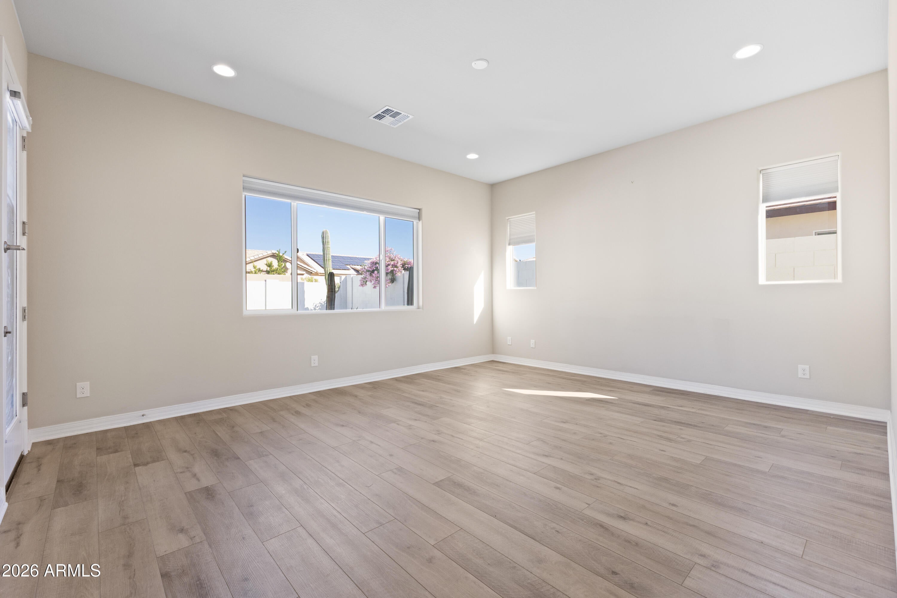 Cave Creek, Arizona, 85331, United States, 4 Bedrooms Bedrooms, ,4 BathroomsBathrooms,Residential,Active,2011415