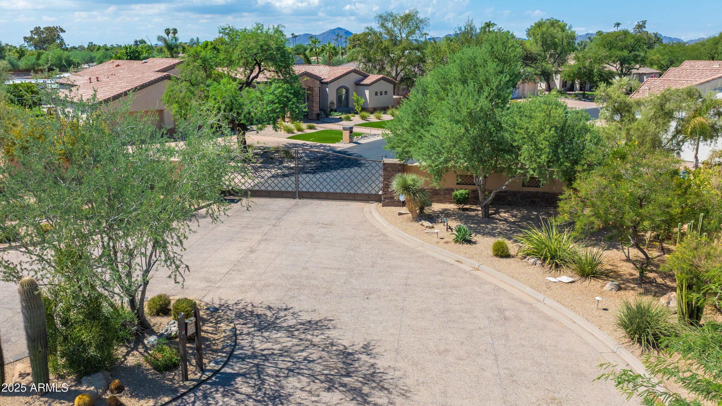 Scottsdale, Arizona, 85260, United States, 5 Bedrooms Bedrooms, ,5 BathroomsBathrooms,Residential,Active,1941373
