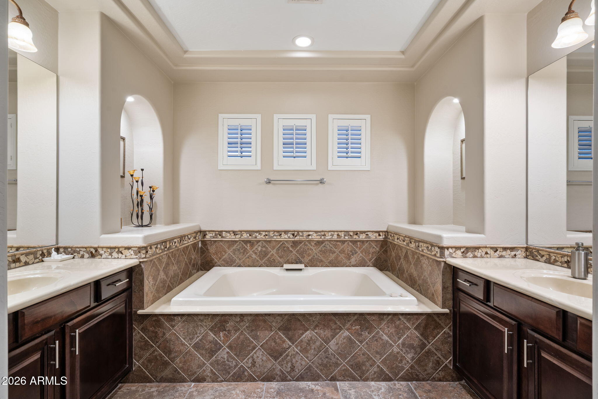 Phoenix, Arizona, 85050, United States, 4 Bedrooms Bedrooms, ,5 BathroomsBathrooms,Residential,Active,2013408